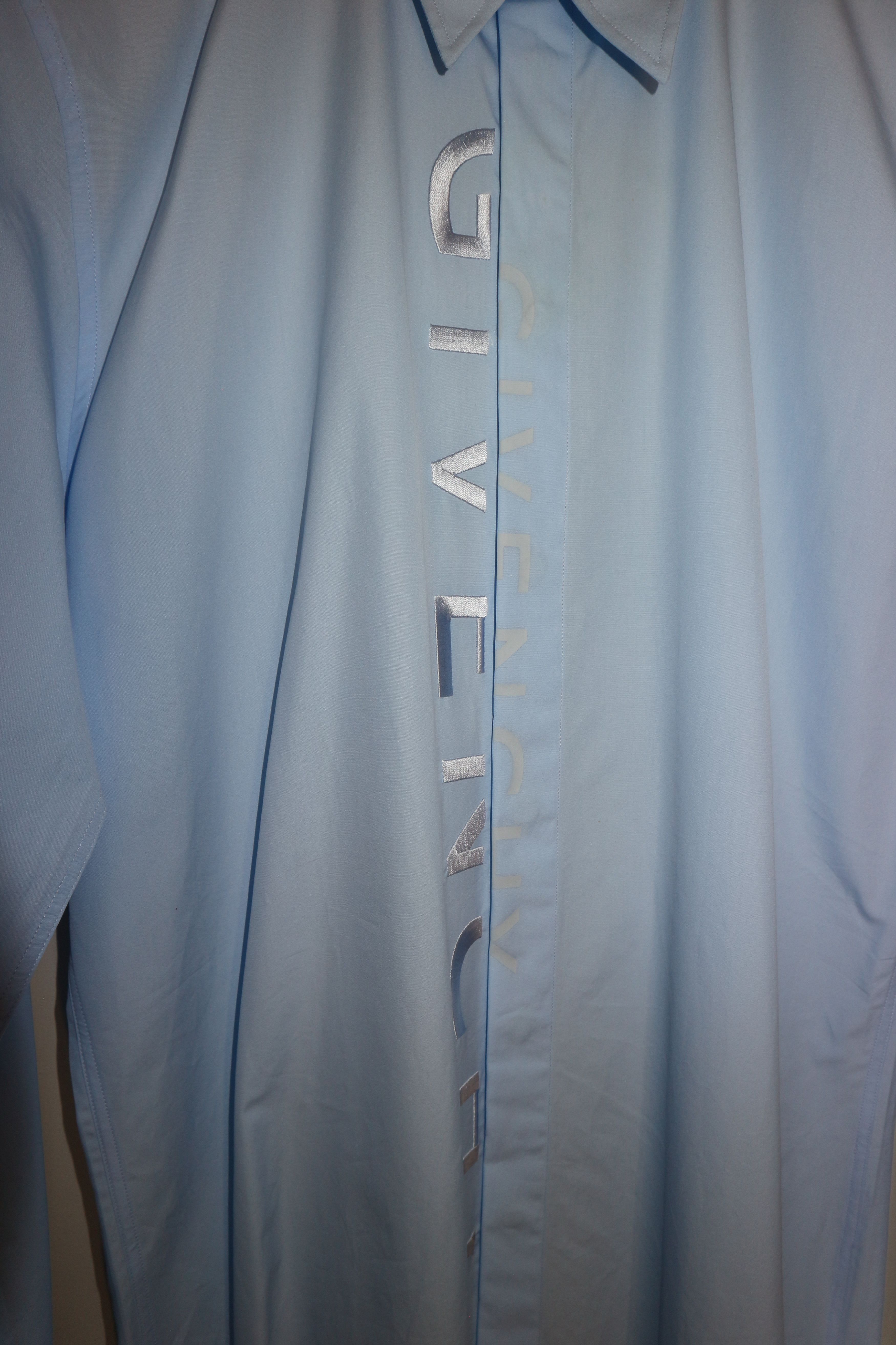 Givenchy EMBROIDERED LOGO SHIRT Size US L / EU 52-54 / 3 - 2 Thumbnail