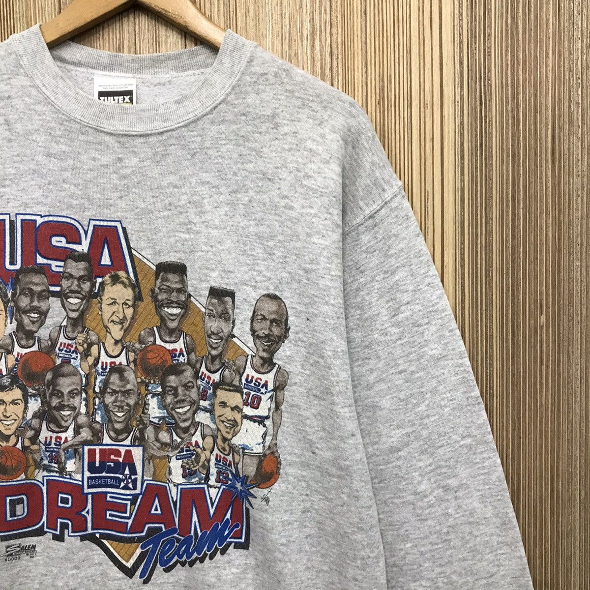 NBA × Sports Specialties × USA Olympics Vintage 1992 OlympicBasketballTeam Sweatshirt USA DreamTeam Size US M / EU 48-50 / 2 - 7 Thumbnail