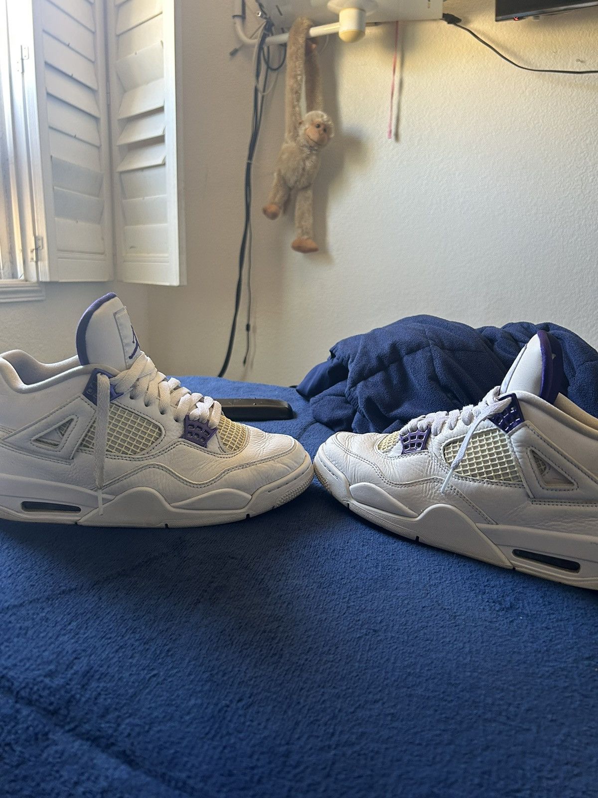 Jordan Brand Jordan 4 Metallic Purple WITH BOX 🍇OFFERS ACCEPTED🍇 Size US 8.5 / EU 41-42 - 2 Thumbnail