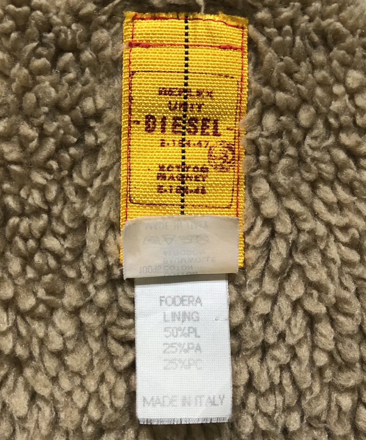 Diesel Diesel Conduroy Sherpa Lined Jacket Made In Italy Size US M / EU 48-50 / 2 - 13 Thumbnail