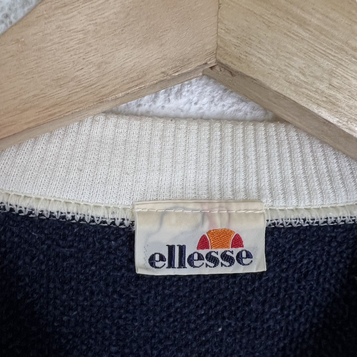 Japanese Brand VINTAGE SWEATSHIRT CREWNECK ELLESSE JAPAN MADE BIG LOGO Size US S / EU 44-46 / 1 - 9 Thumbnail