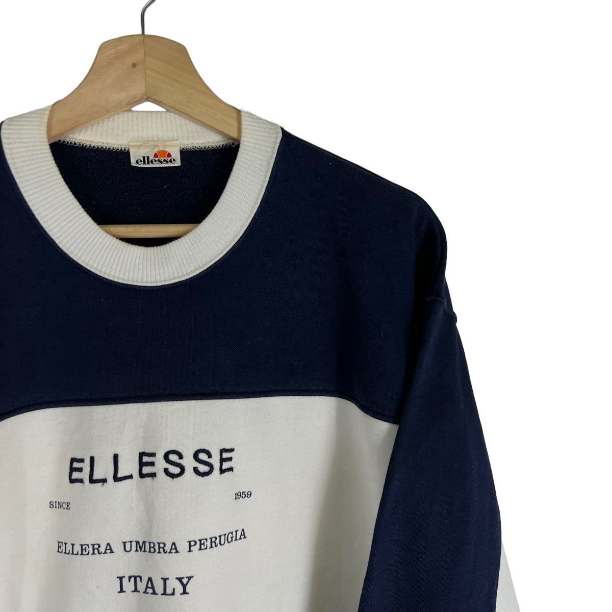 Japanese Brand VINTAGE SWEATSHIRT CREWNECK ELLESSE JAPAN MADE BIG LOGO Size US S / EU 44-46 / 1 - 5 Thumbnail