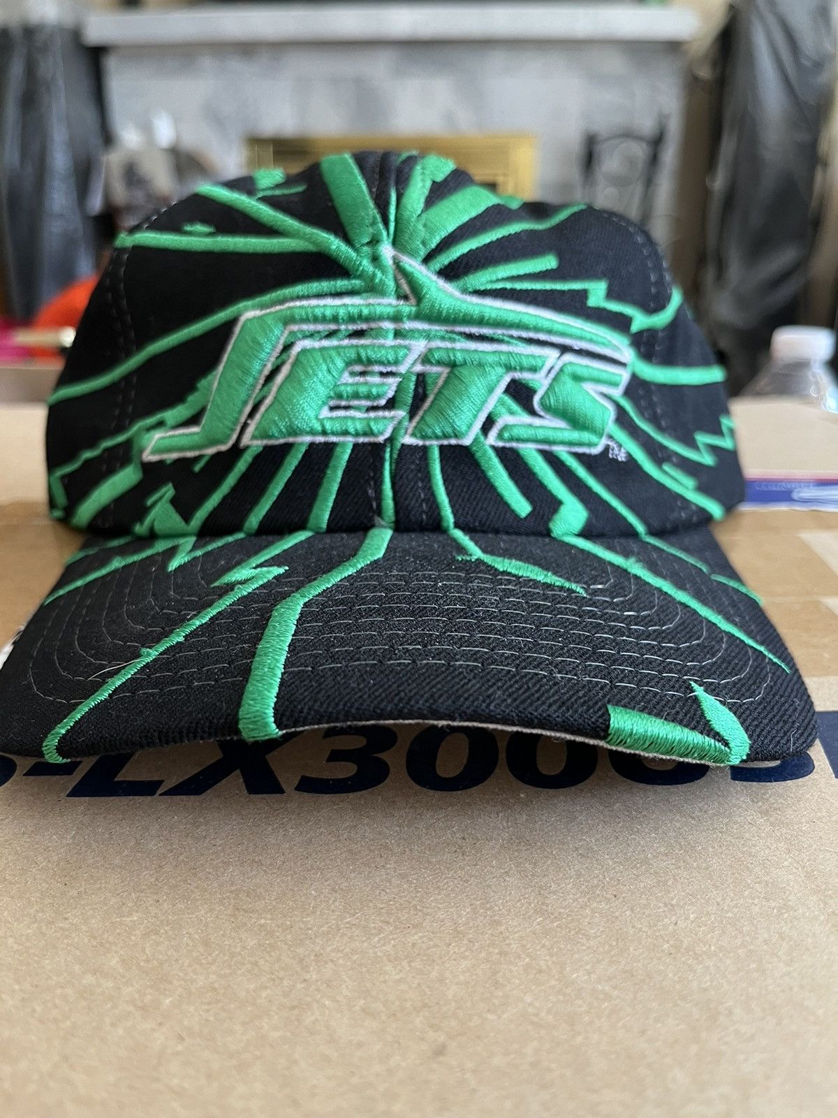 Apex One × Pro Line New York Jets NFL Vintage Snapback Shatter Hat Size ONE SIZE - 1 Thumbnail