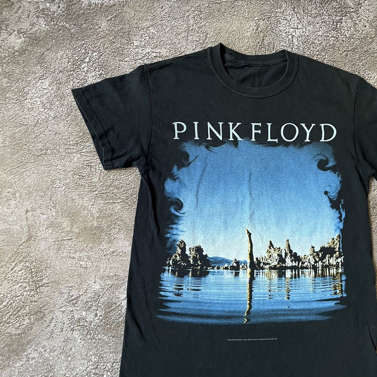 Vintage Vintage 90s Pink Floyd Band Tee Sun Faded Graphic Grunge S Size US S / EU 44-46 / 1 - 4 Thumbnail