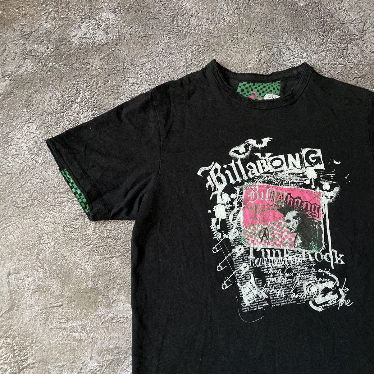 Vintage Vintage Y2K Billabong Thrashed Graphic Tee Skate Black M Size US M / EU 48-50 / 2 - 5 Thumbnail