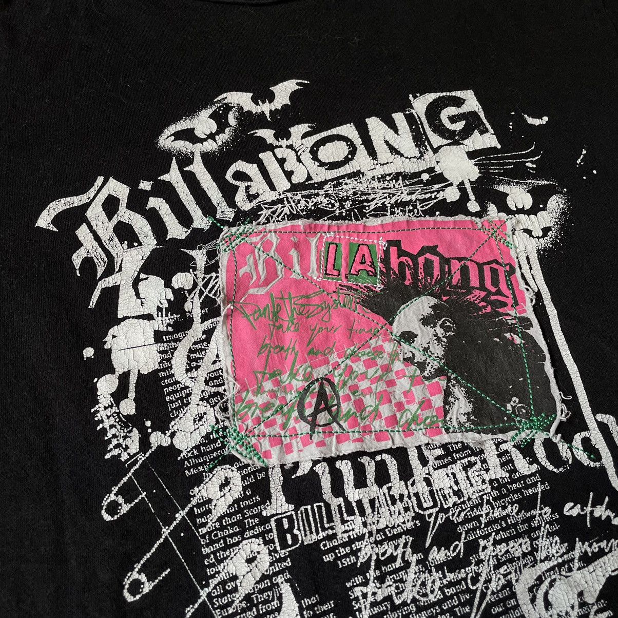 Vintage Vintage Y2K Billabong Thrashed Graphic Tee Skate Black M Size US M / EU 48-50 / 2 - 7 Thumbnail