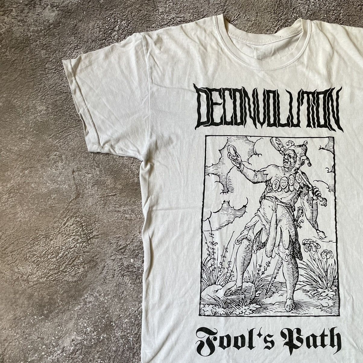 Vintage Vintage Y2K Graphic Tee Punk Aesthetic Sun Faded Cream XL Size US XL / EU 56 / 4 - 3 Thumbnail