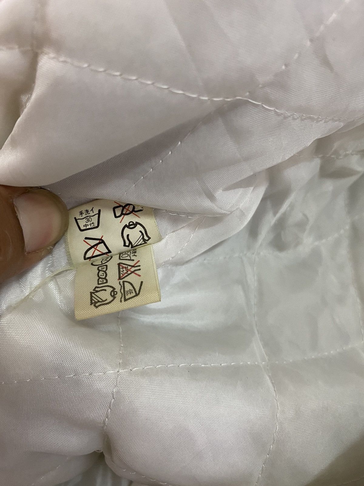 Japanese Brand OSAKA GAKUIN UNIVERSITY DISTRESSED VARSITY JACKET Size US L / EU 52-54 / 3 - 12 Thumbnail