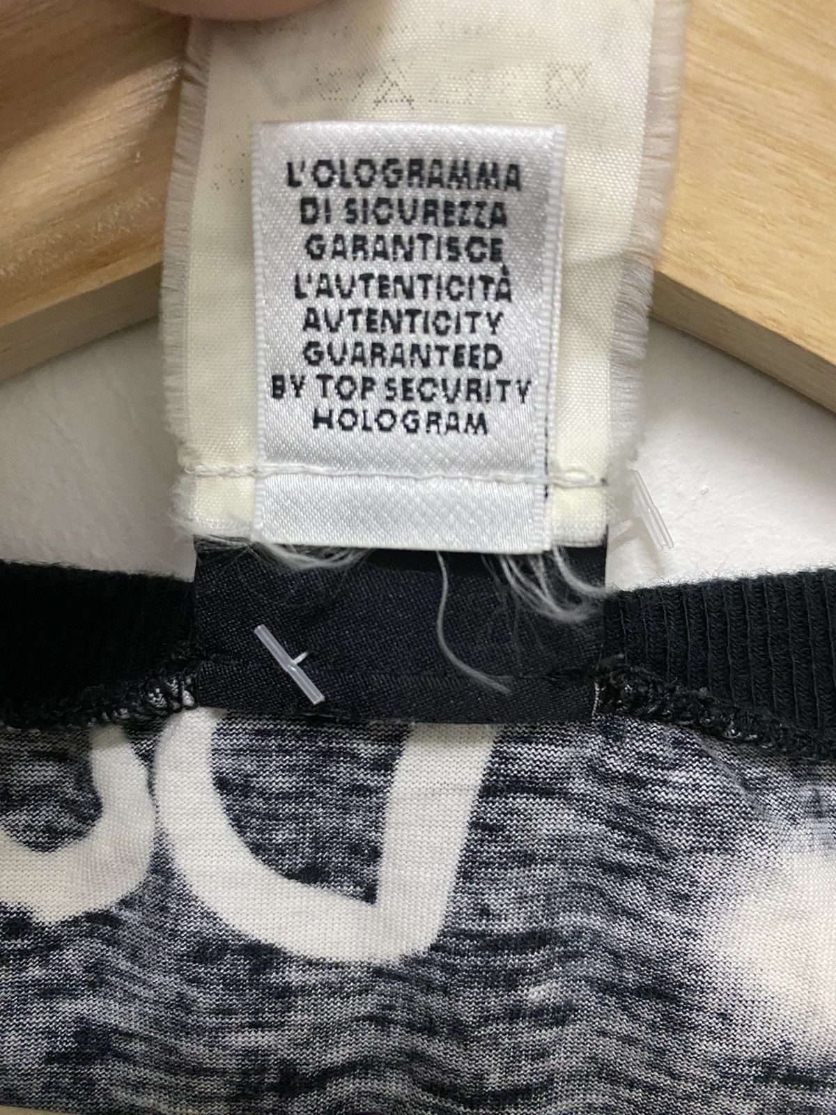 Dolce & Gabbana Dolce & Gabbana Logo Grafiti tshirt Size XS / US 0-2 / IT 36-38 - 5 Thumbnail