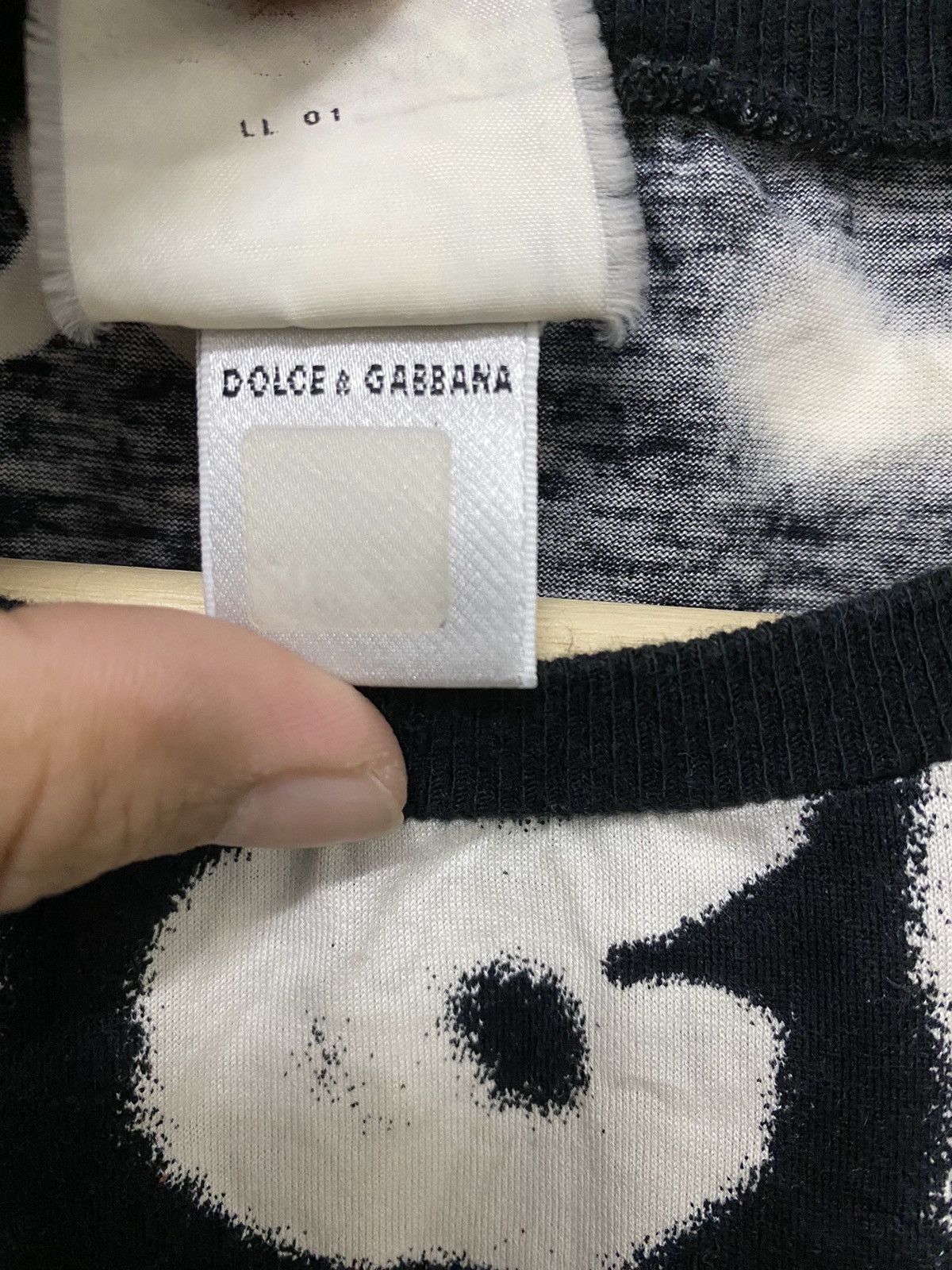 Dolce & Gabbana Dolce & Gabbana Logo Grafiti tshirt Size XS / US 0-2 / IT 36-38 - 4 Thumbnail