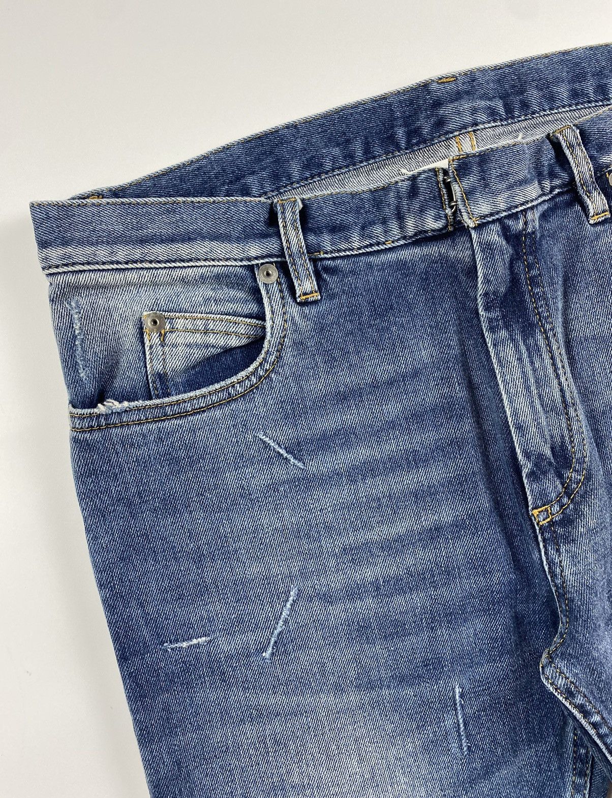 Maison Margiela Maison Margiela F/W'16 Distressed Cut-Off Denim Size US 32 / EU 48 - 4 Thumbnail