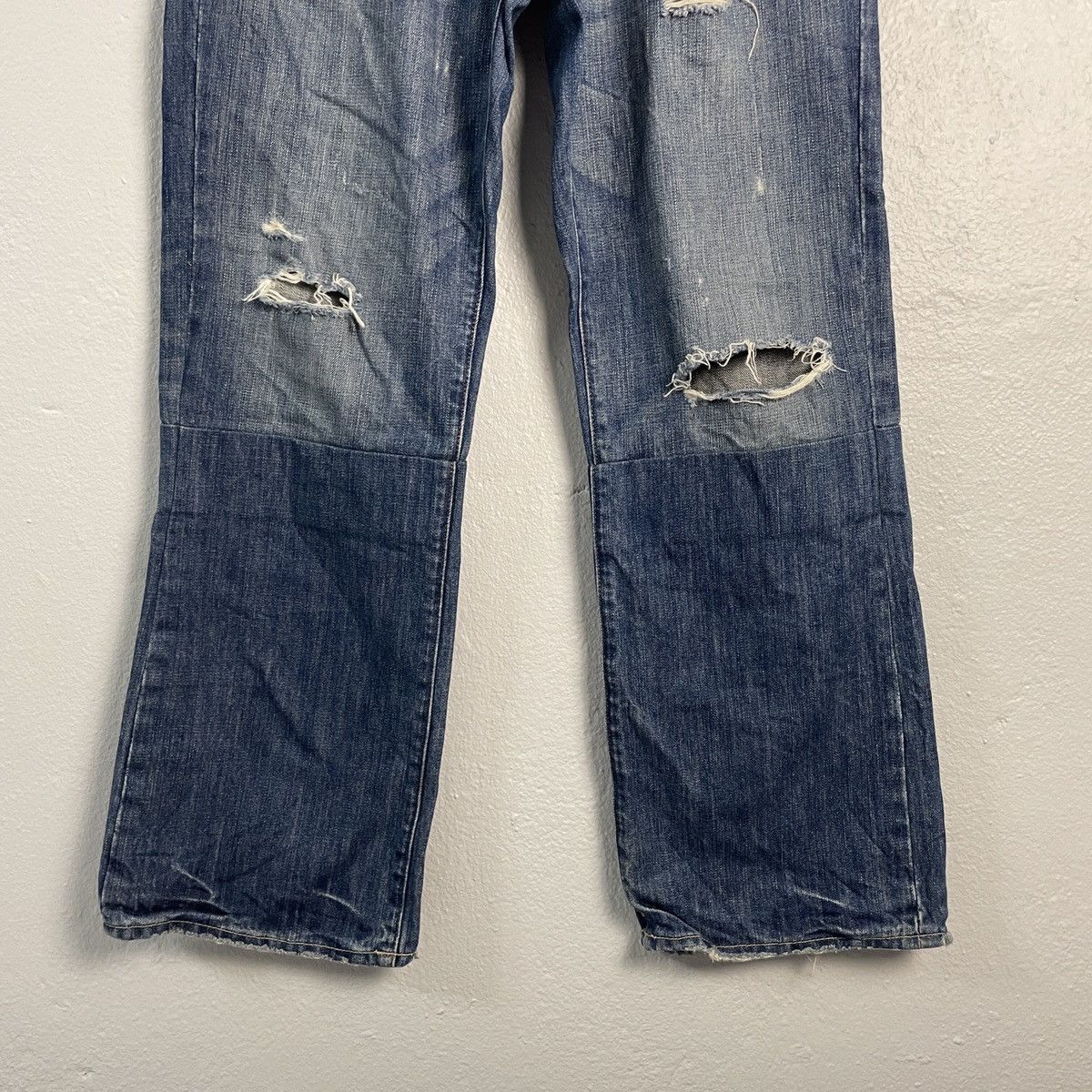 Abercrombie & Fitch Vintage Abercrombie & Fitch Distressed Denim Jeans Size US 35 - 4 Thumbnail