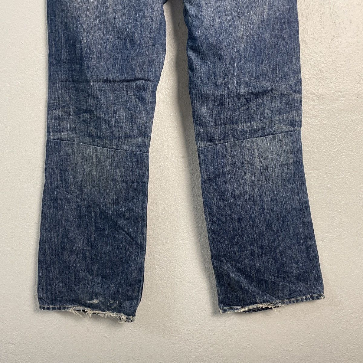 Abercrombie & Fitch Vintage Abercrombie & Fitch Distressed Denim Jeans Size US 35 - 10 Thumbnail