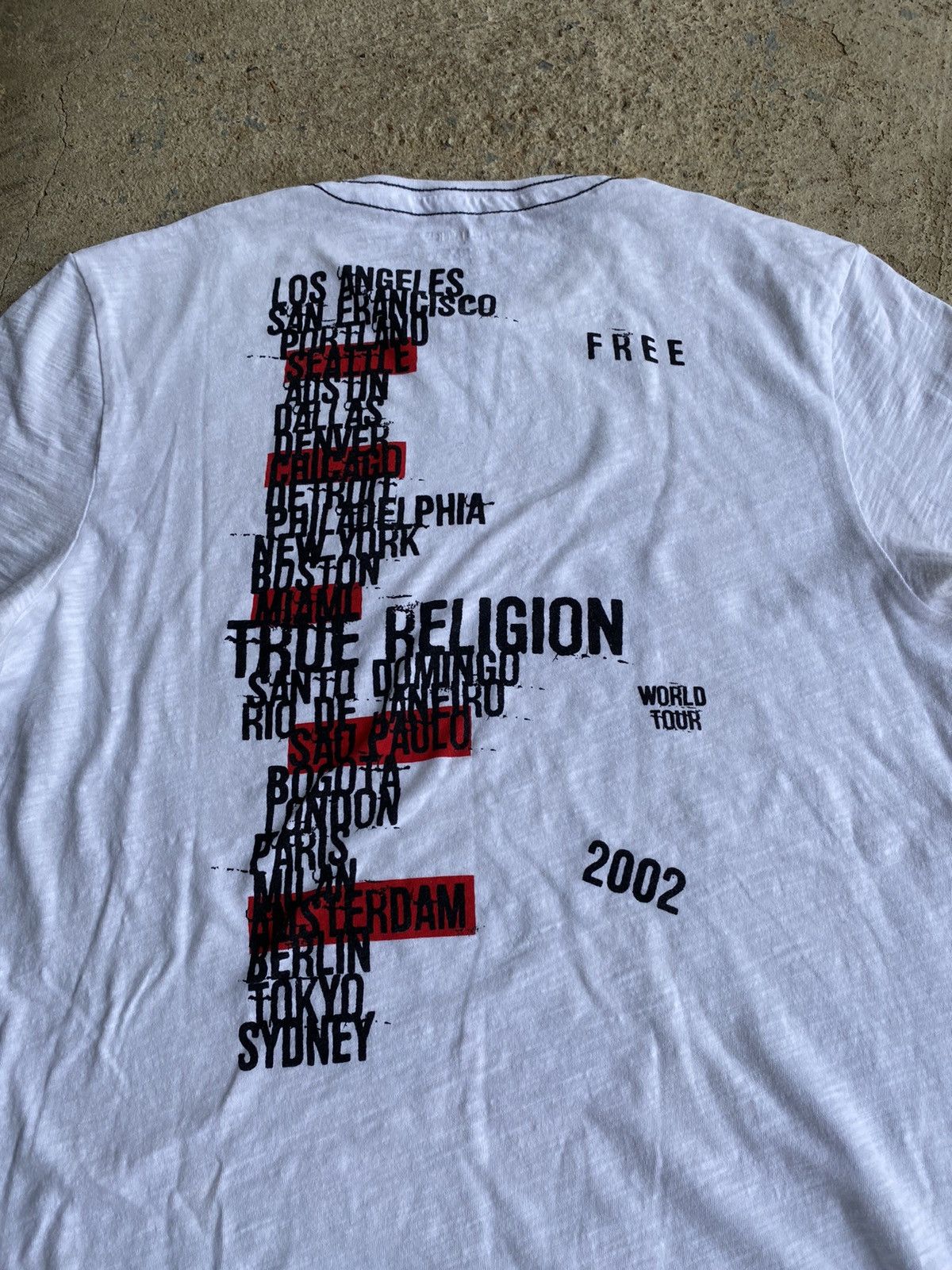 True Religion × Vintage Vintage Y2K True Religion Skull World Tour Shirt Size US XXL / EU 58 / 5 - 7 Thumbnail