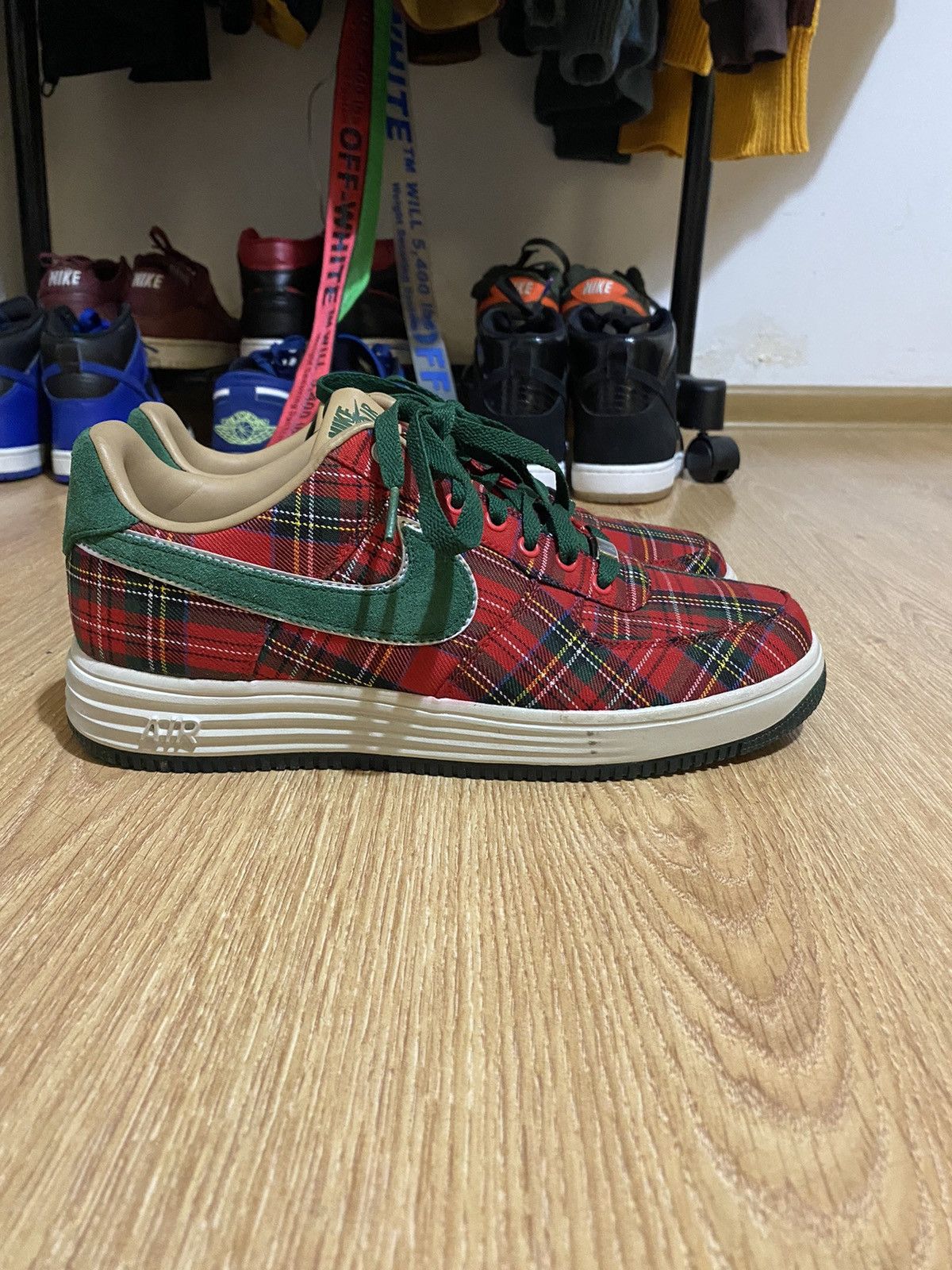 image of Jordan Nike Lunar Air Force 1 City Qs London Plaid 602862 600 Shoes, Men's (Size 9)