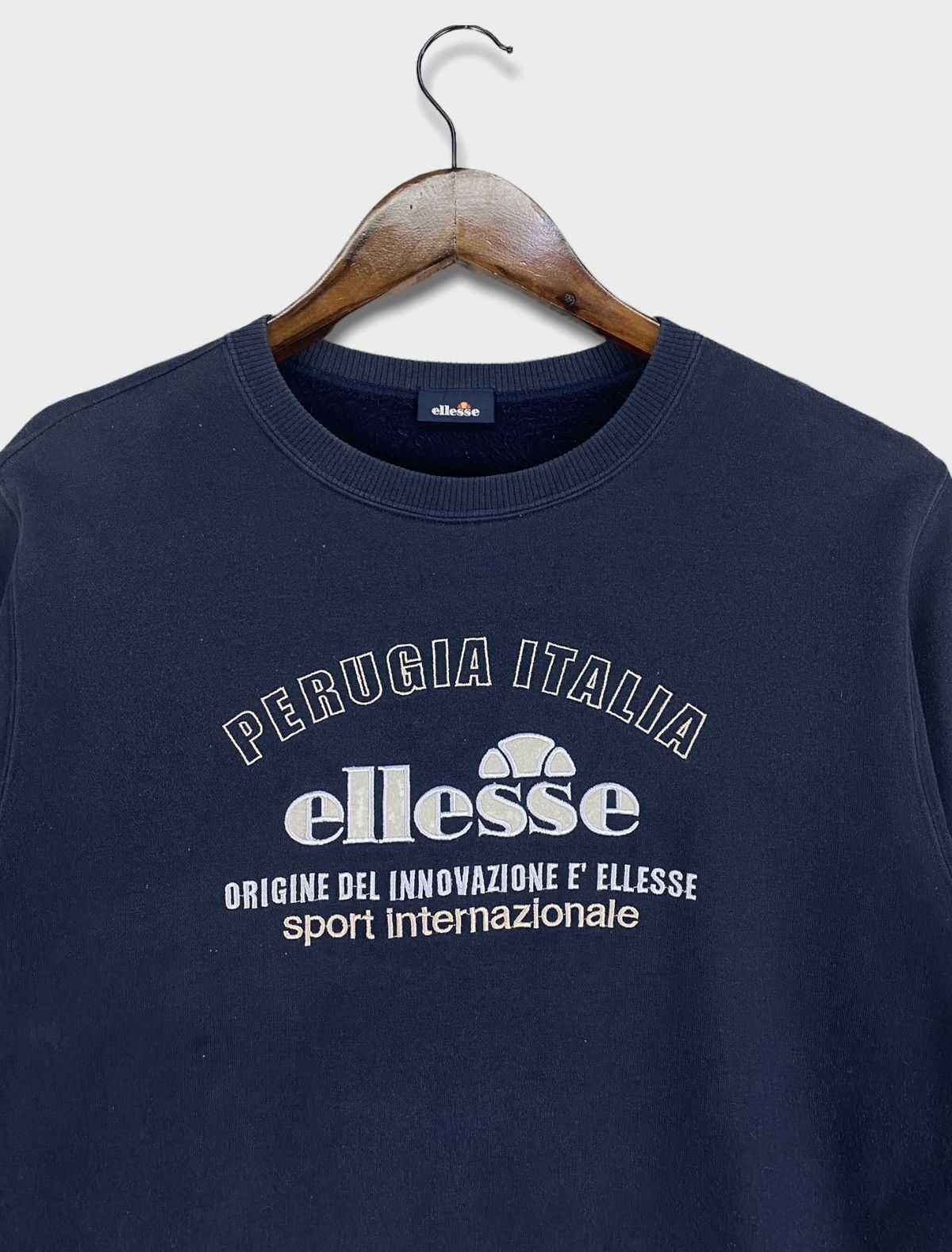 Ellesse Vintage Ellesse Perugia Italia Sweatshirt Size US L / EU 52-54 / 3 - 2 Thumbnail