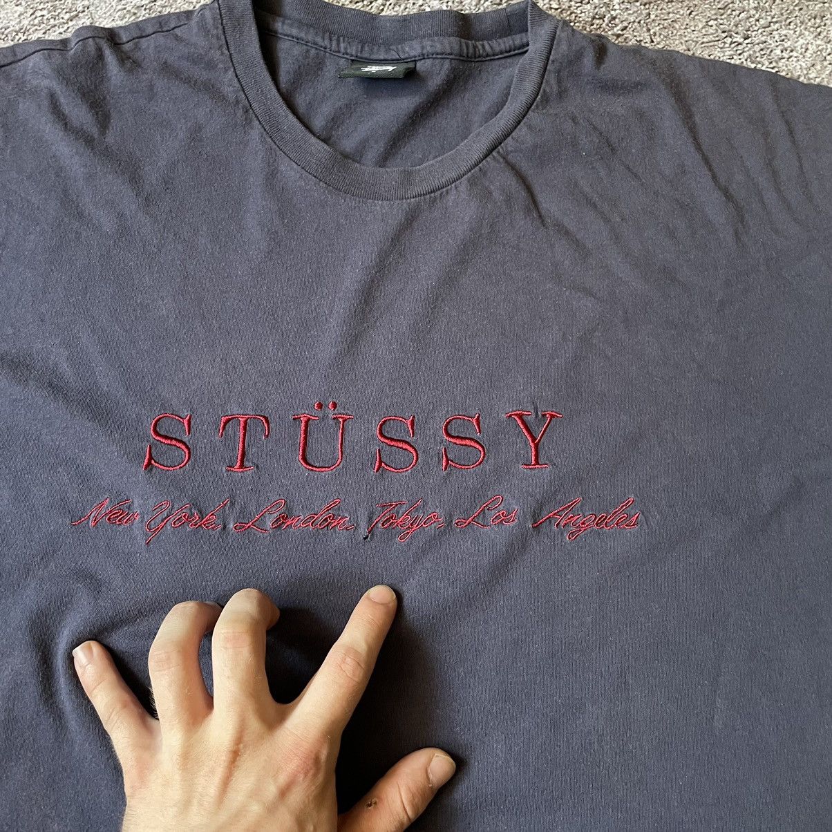 Vintage Vintage Y2K Stussy Graphic Tee Sun Faded Streetwear Boxy M Size US M / EU 48-50 / 2 - 7 Thumbnail