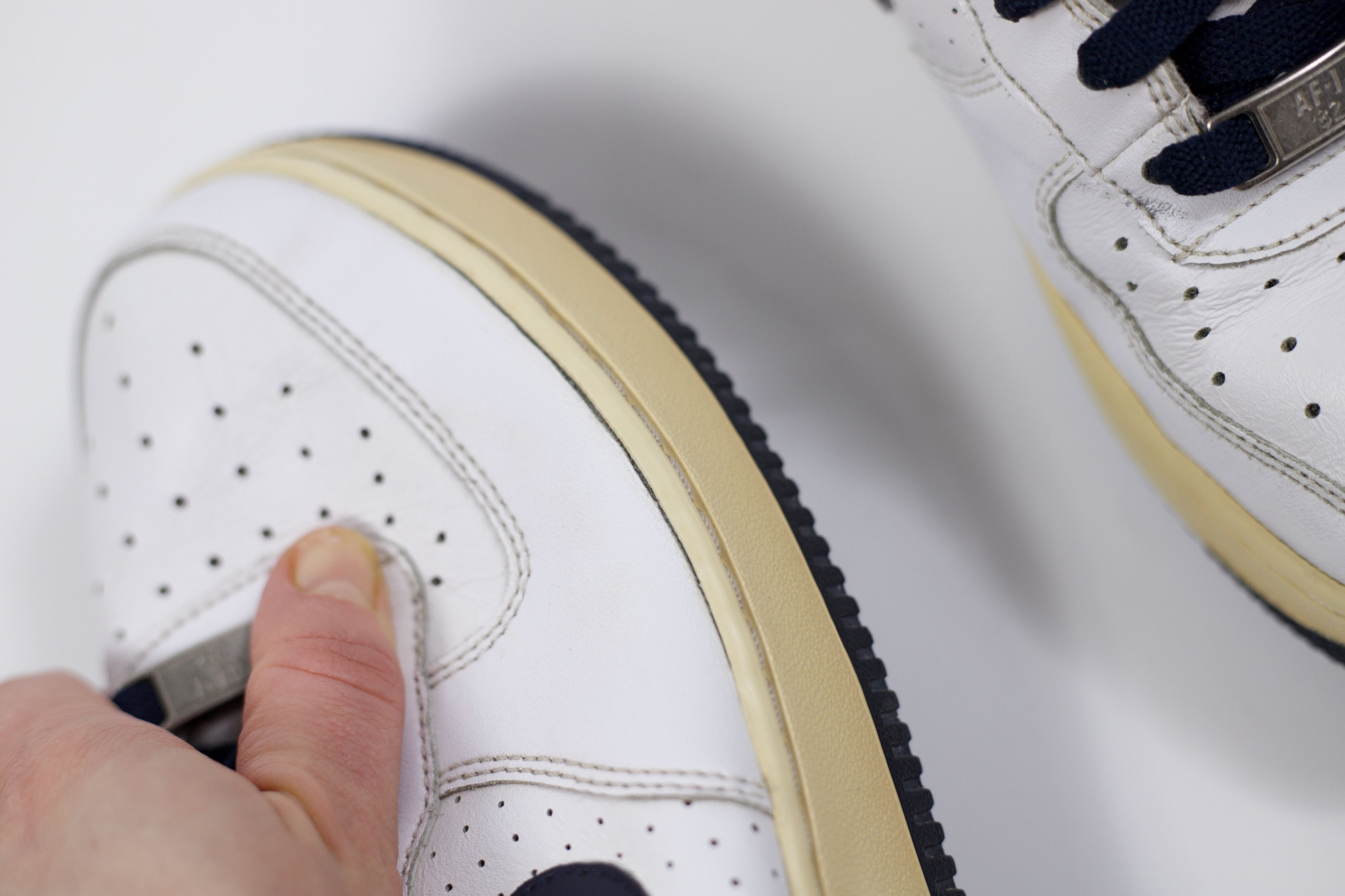 Nike 2009 Nike Air Force 1 Low Perf White Obsidian Size US 6 / EU 39 - 8 Thumbnail