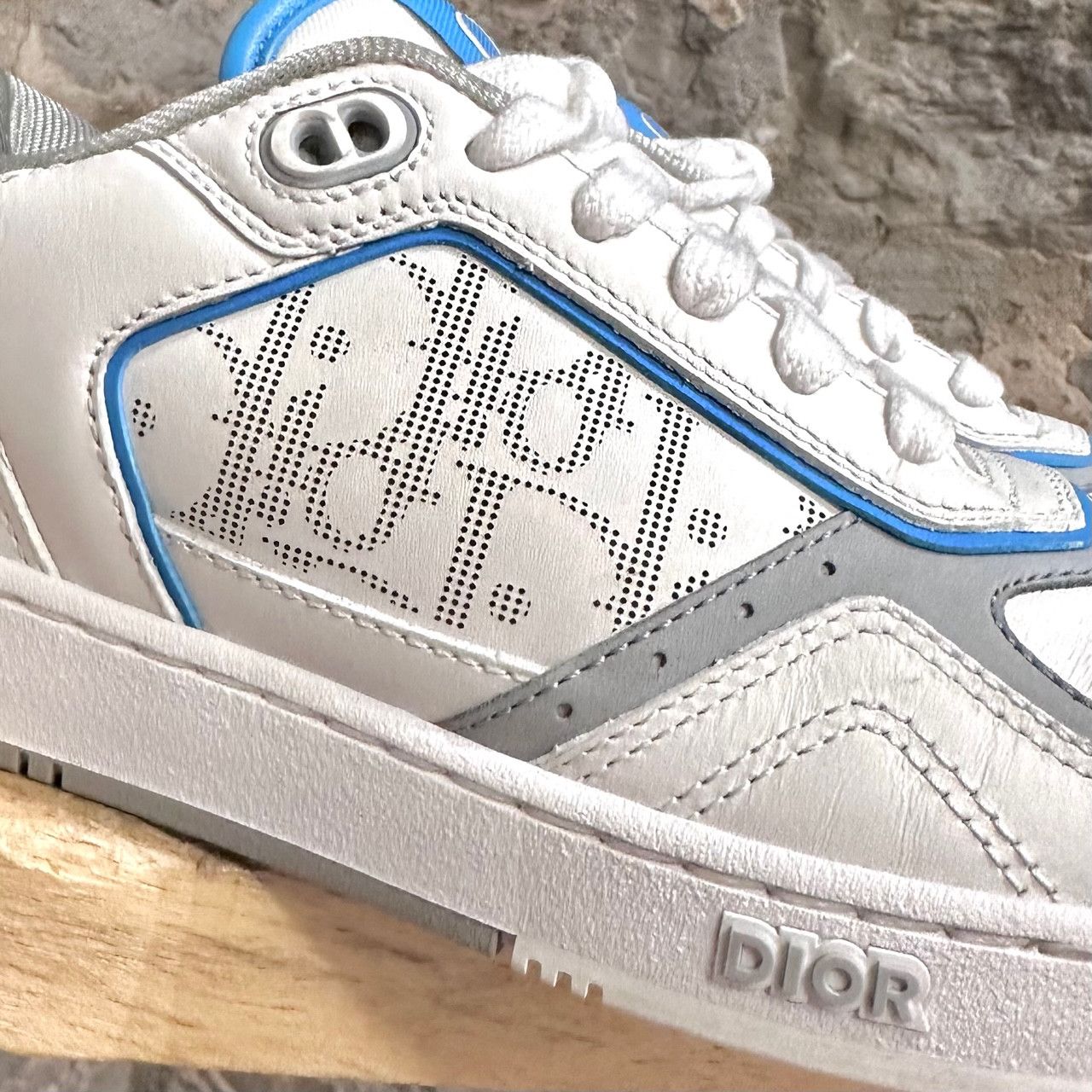 Dior Dior B27 White Blue Low-top Sneakers Size US 6 / IT 36 - 2 Thumbnail