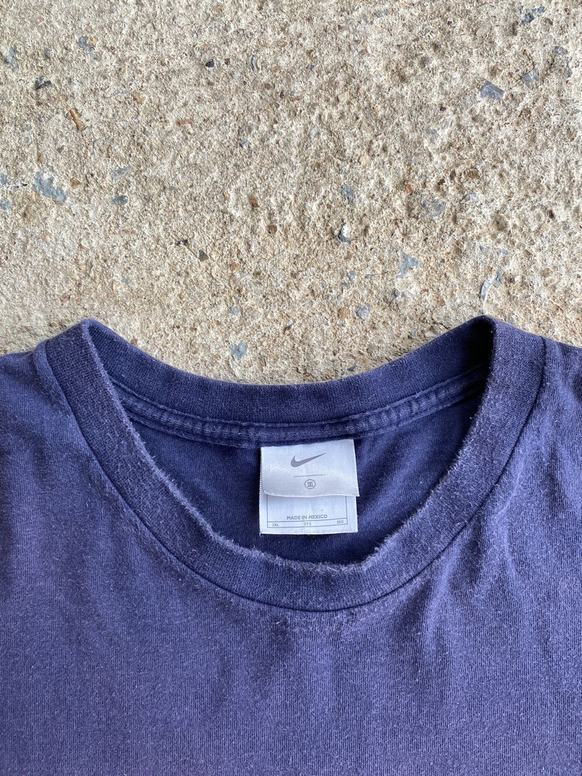 Nike × Vintage Vintage 90’s Crazy Nike Bleach Faded Essential 3XL Shirt Size US XXL / EU 58 / 5 - 4 Thumbnail