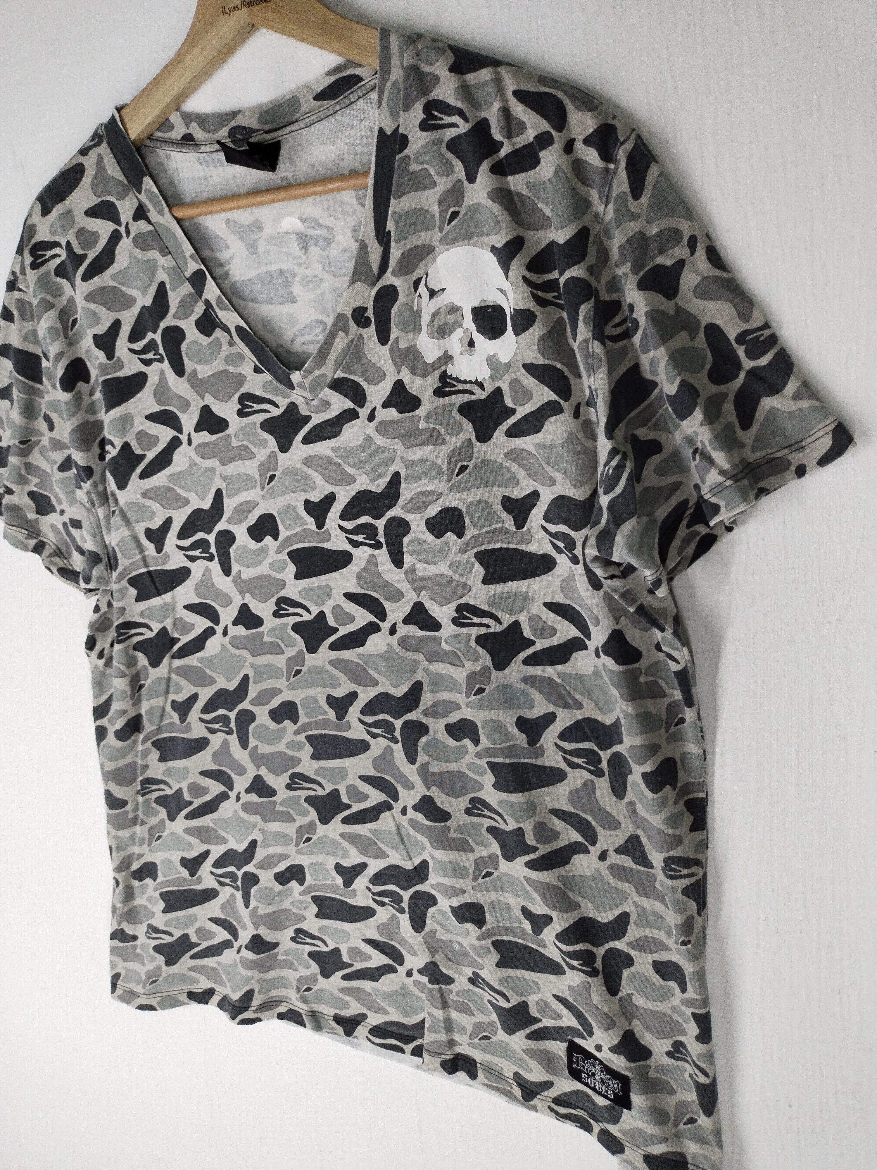 Japanese Brand SKULL CAMO CONTINUE TO HOVER TEE Size US M / EU 48-50 / 2 - 2 Thumbnail