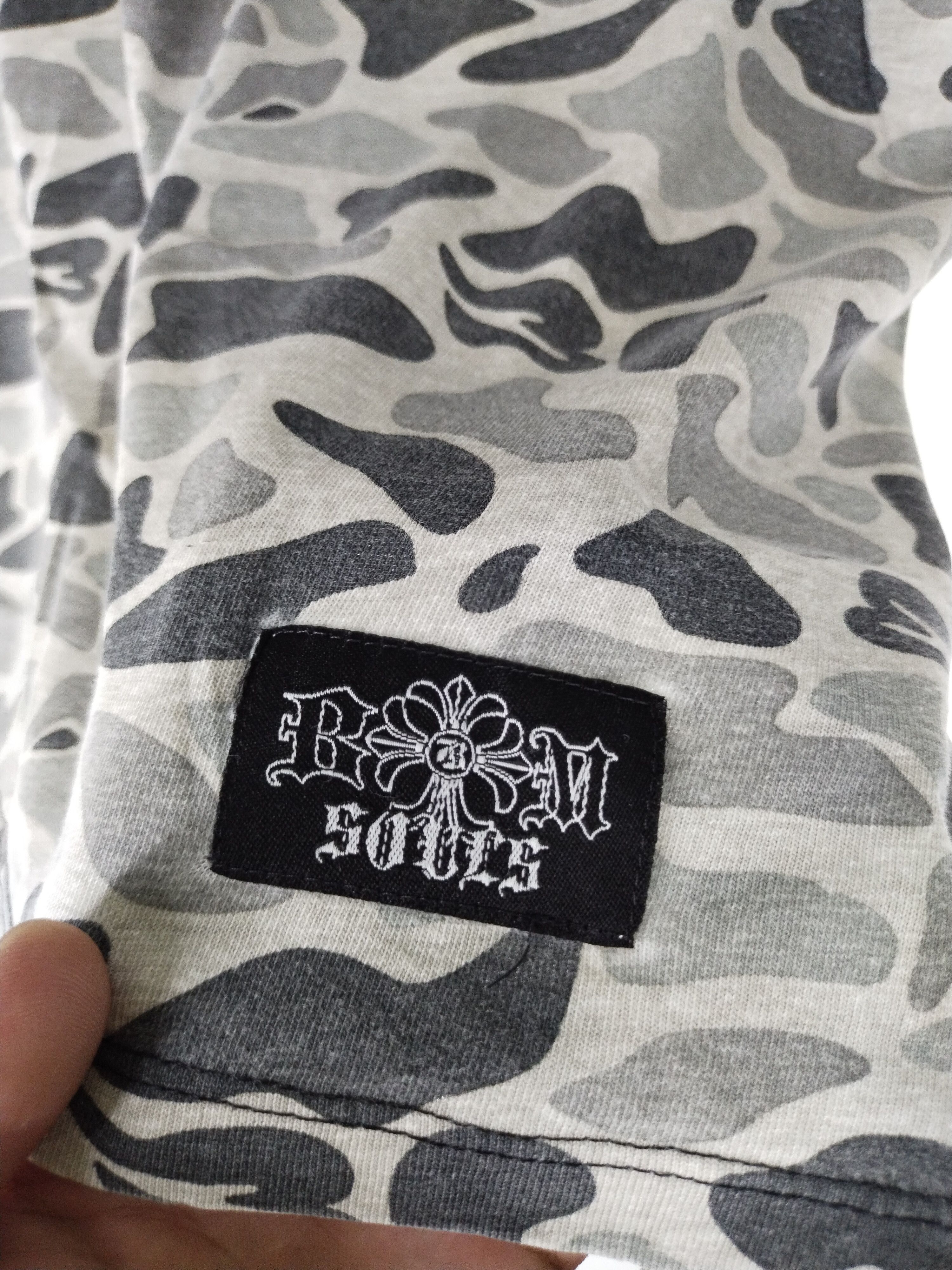 Japanese Brand SKULL CAMO CONTINUE TO HOVER TEE Size US M / EU 48-50 / 2 - 4 Thumbnail