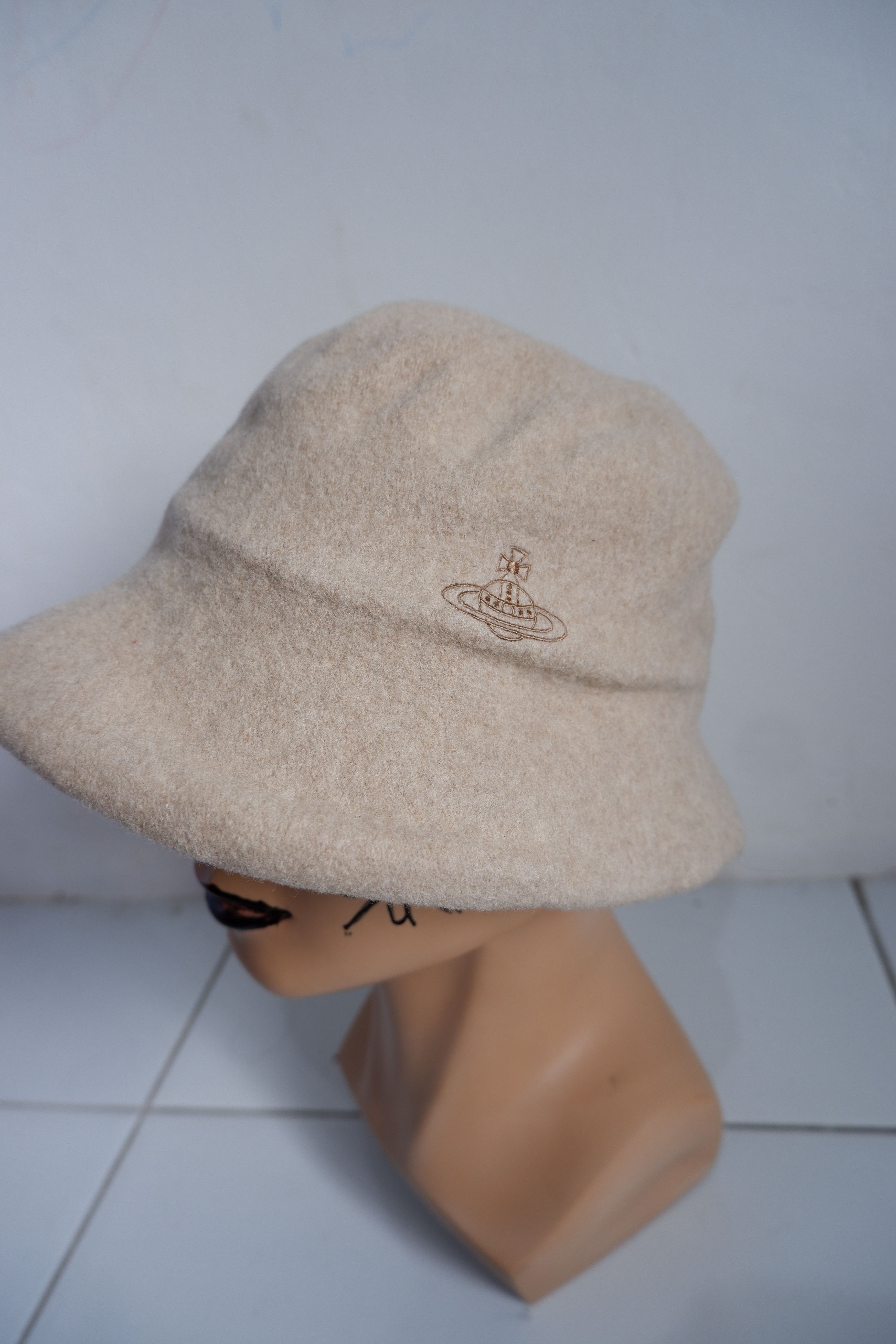 帽子 ORB LINE RANDOM Vivienne BUCKET Westwood