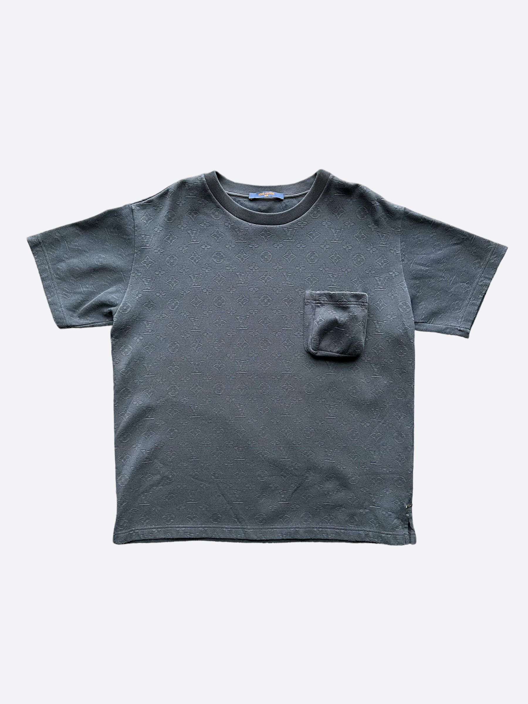 Louis Vuitton Black Monogram Gradient T-shirt Size Large. Retails