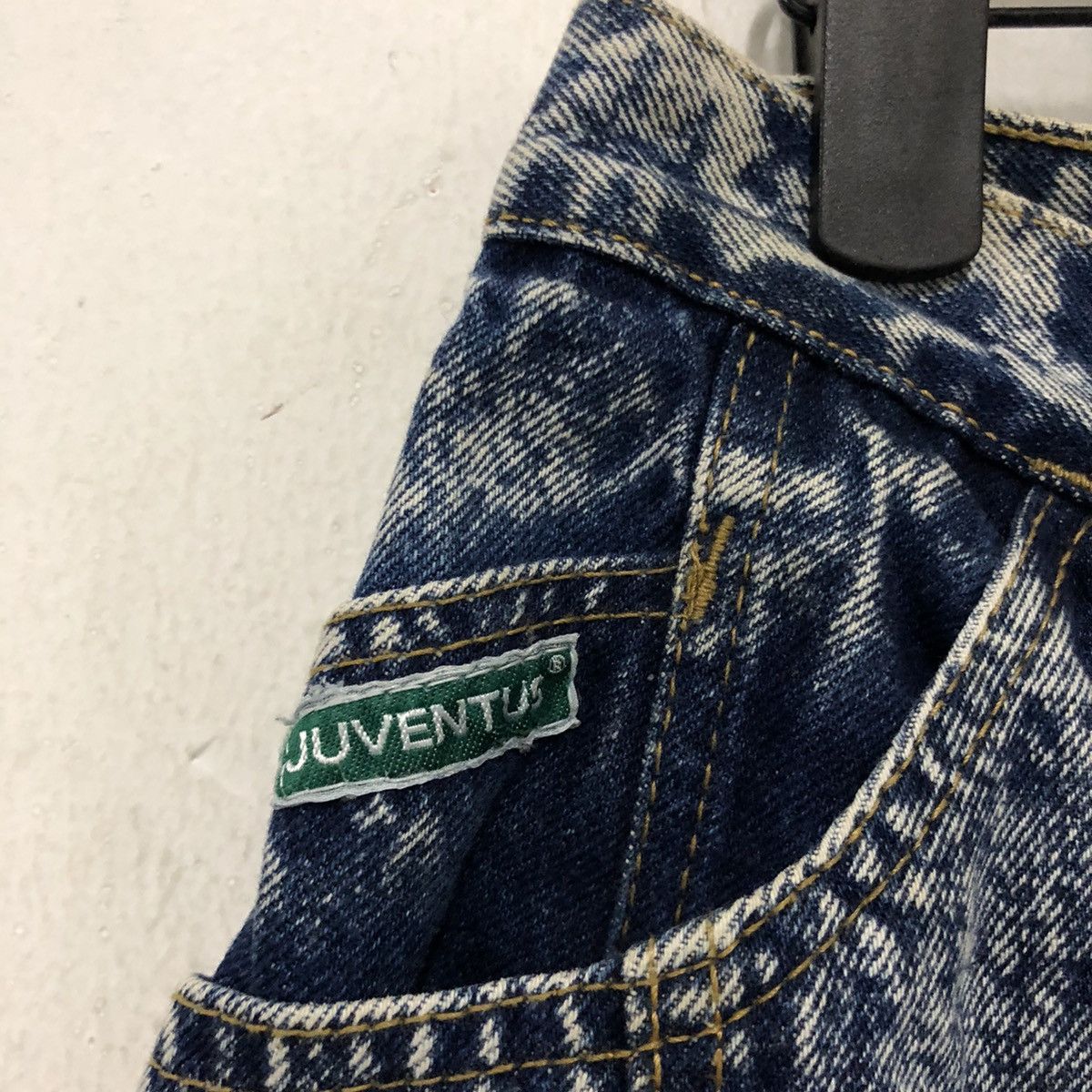 Japanese Brand Rare juventus vintage jeans,rare design on back pocket Size US 28 / EU 44 - 7 Thumbnail
