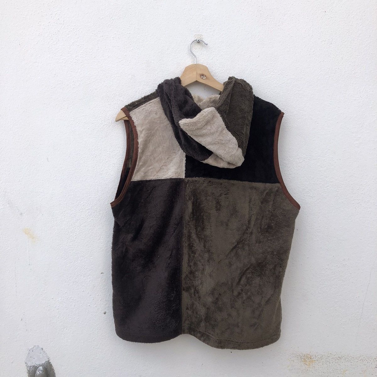 Japanese Brand CIRCULATION FLEECE VEST TRITONE COLOUR NICE DESIGN Size US M / EU 48-50 / 2 - 5 Thumbnail