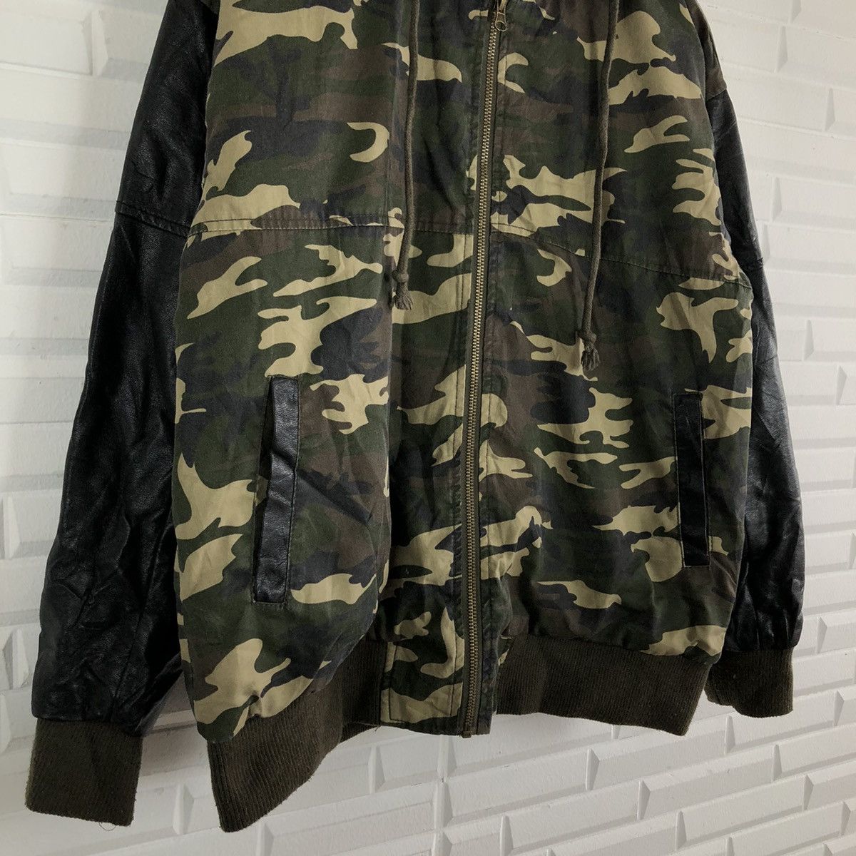 Japanese Brand CAMO BLACK HOODIE ZIPPER JACKET RICHE GLAMOUR Size US M / EU 48-50 / 2 - 4 Thumbnail