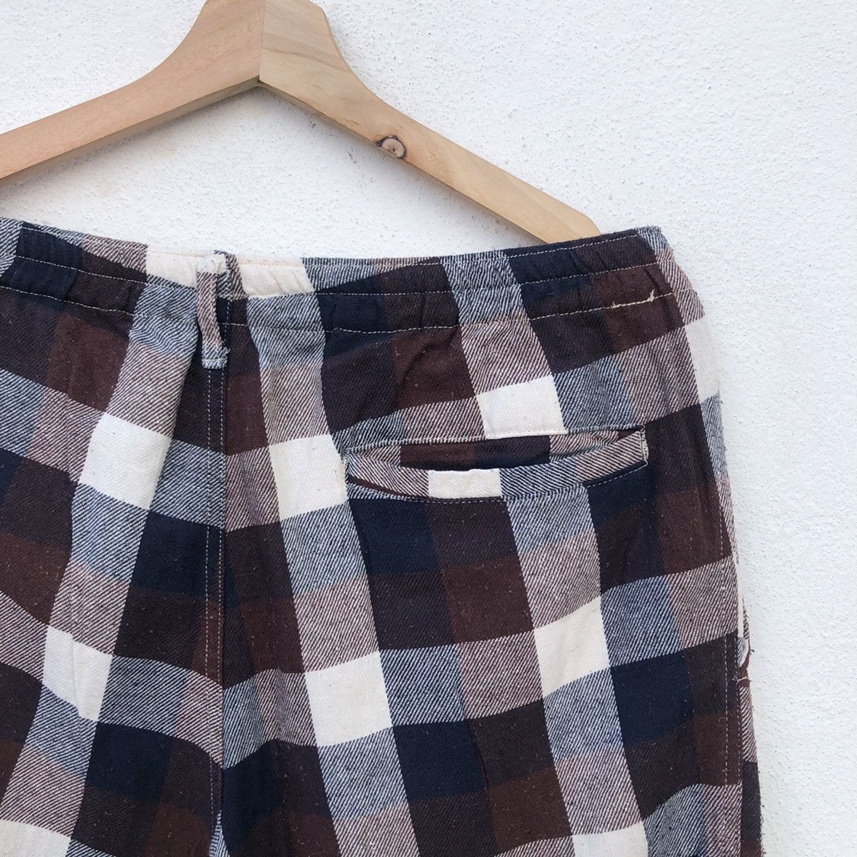 Japanese Brand SHORT PANTS TARTAN DESIGN INSPIRED ISSEY MIYAKE Size US 33 - 8 Thumbnail