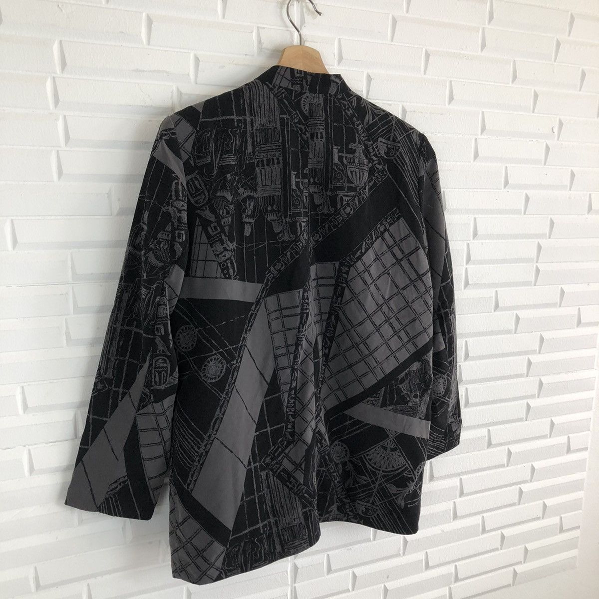 Japanese Brand HERMES ITALY INSPIRED JACKET JAPANESE BRAND FULL PRINT Size US M / EU 48-50 / 2 - 7 Thumbnail