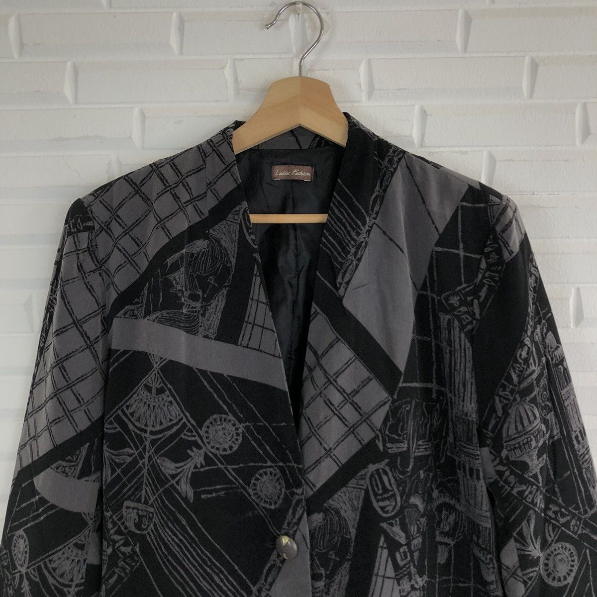Japanese Brand HERMES ITALY INSPIRED JACKET JAPANESE BRAND FULL PRINT Size US M / EU 48-50 / 2 - 3 Thumbnail