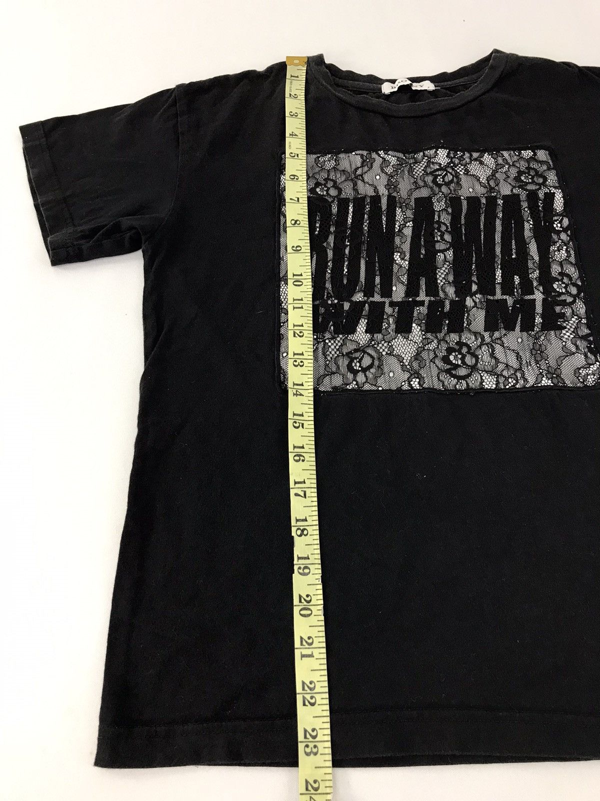 Japanese Brand × Vintage Browny Run A Away With Me Floral Art Unisex Tee K092j Size US S / EU 44-46 / 1 - 8 Thumbnail