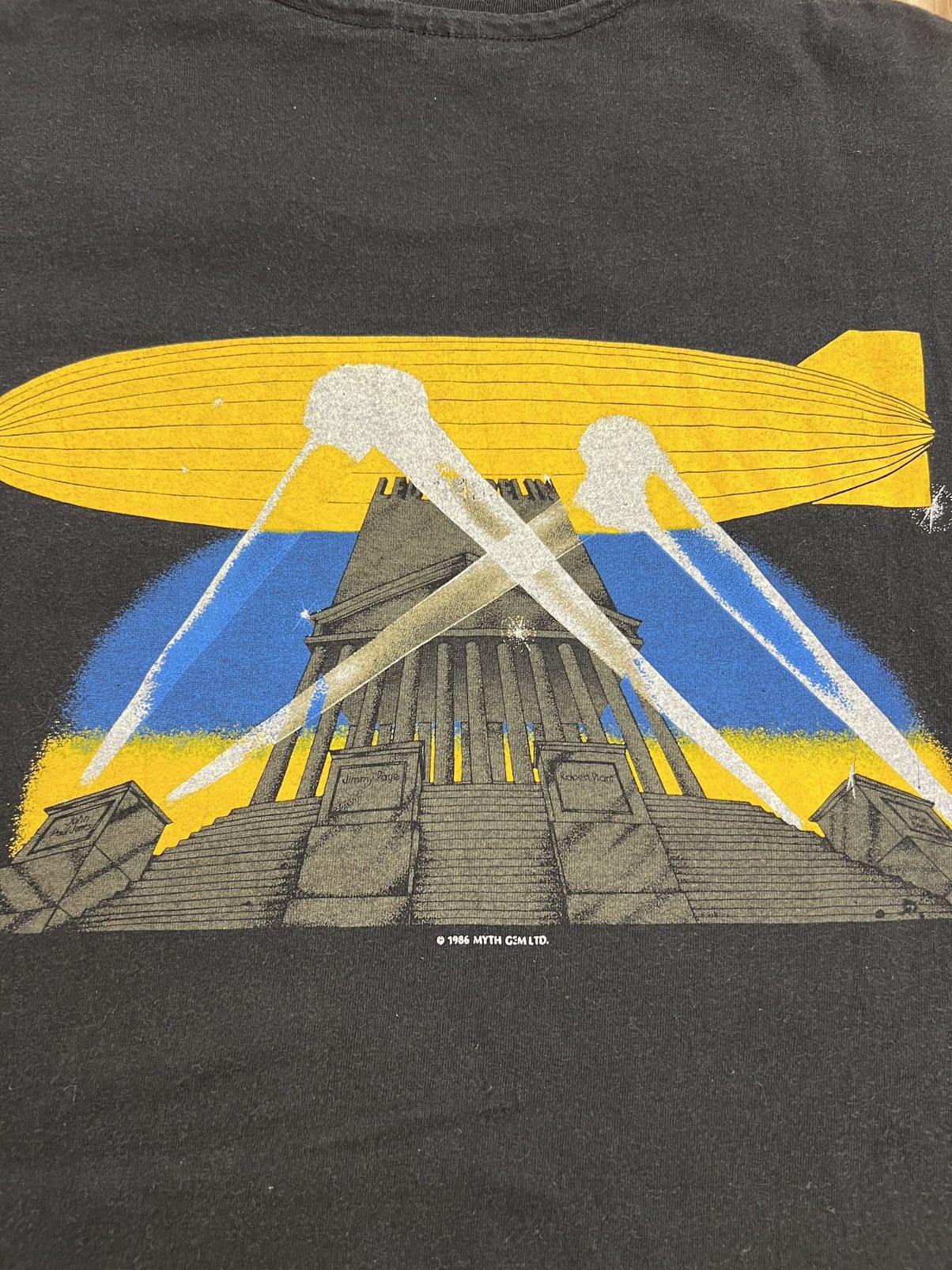 Band Tees Vintage 80’s Led Zeppelin Band Tee Shirts Size US L / EU 52-54 / 3 - 6 Thumbnail