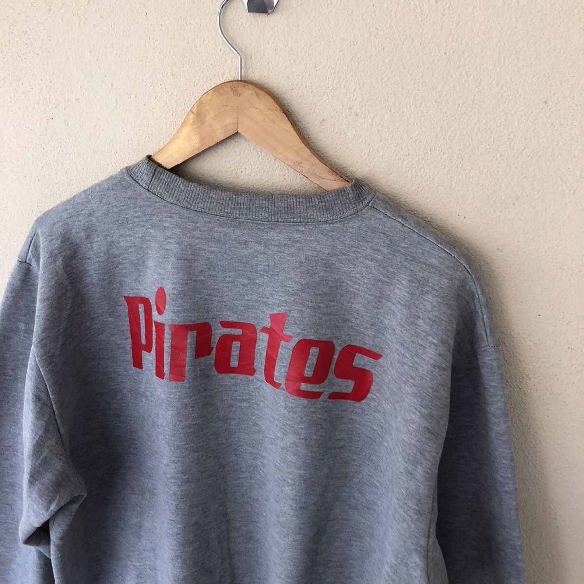 Vintage VINTAGE 90’s LINE PIRATES SPORTWEAR Size US L / EU 52-54 / 3 - 9 Thumbnail