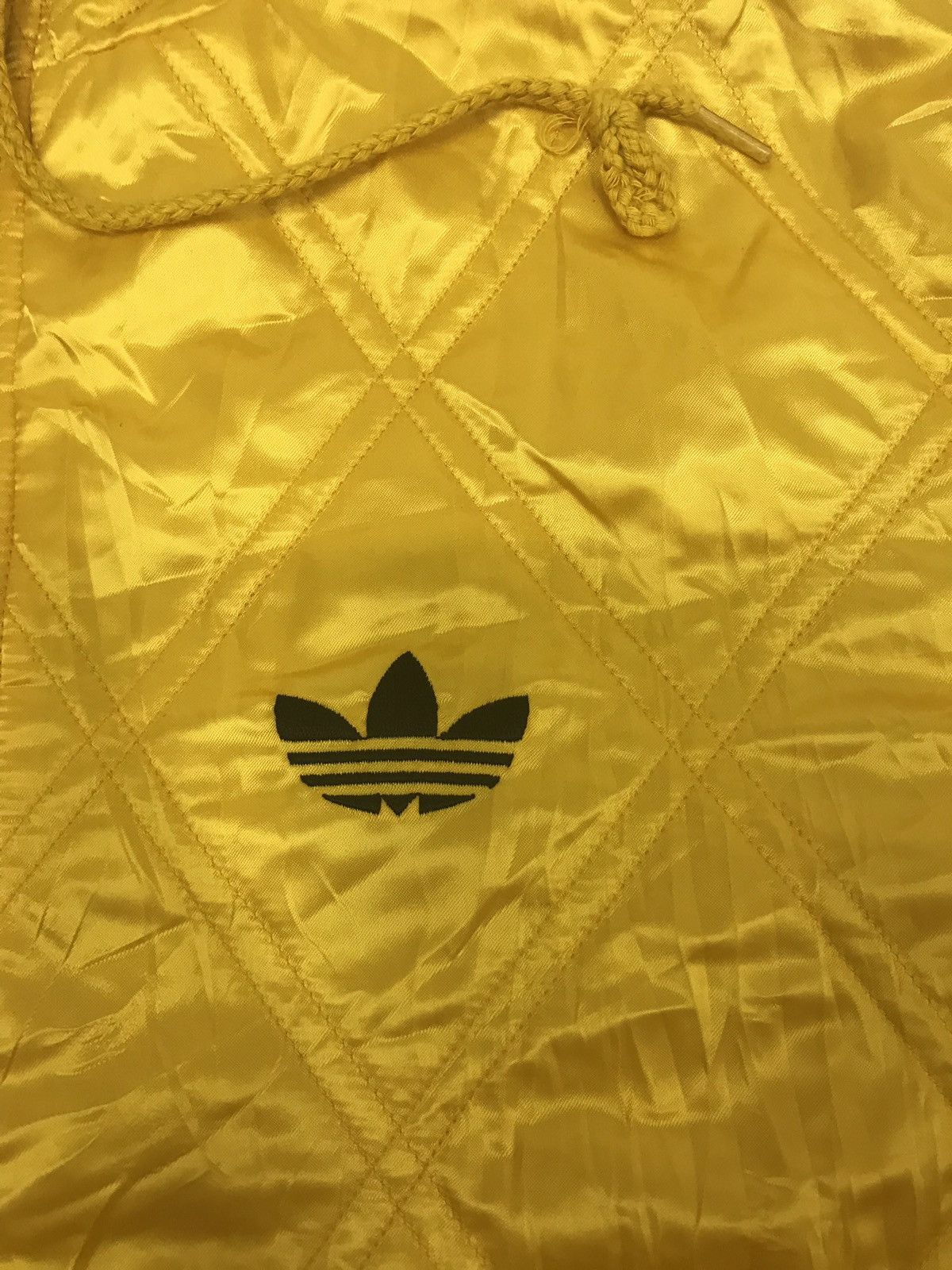 Adidas Adidas Trefoil Quilted Jacket Windbreaker Hoodie Size US M / EU 48-50 / 2 - 4 Thumbnail