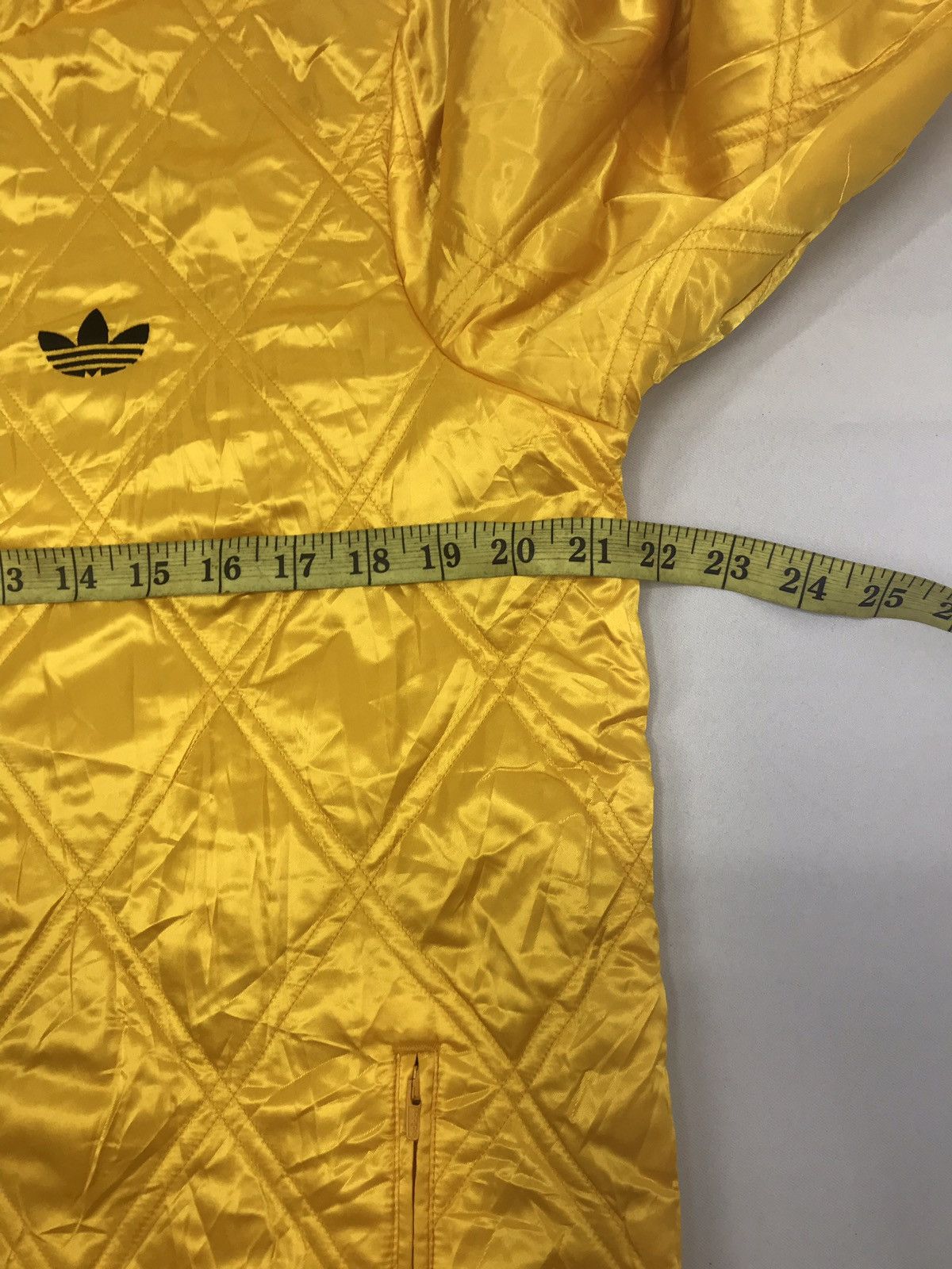 Adidas Adidas Trefoil Quilted Jacket Windbreaker Hoodie Size US M / EU 48-50 / 2 - 8 Thumbnail