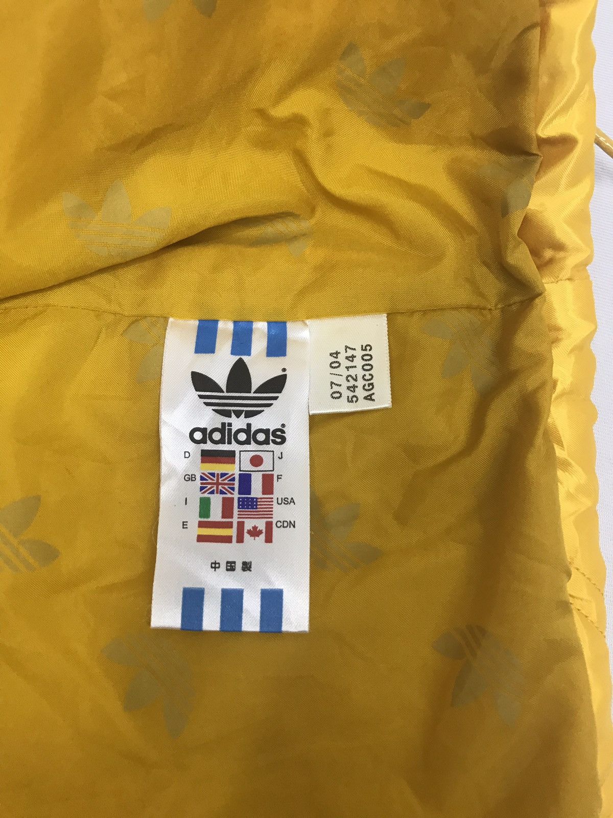 Adidas Adidas Trefoil Quilted Jacket Windbreaker Hoodie Size US M / EU 48-50 / 2 - 6 Thumbnail