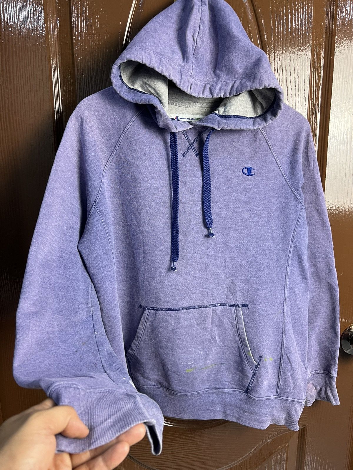 Champion 🔥Vintage Distressed Champion Pullover Hoodies Size US M / EU 48-50 / 2 - 9 Thumbnail