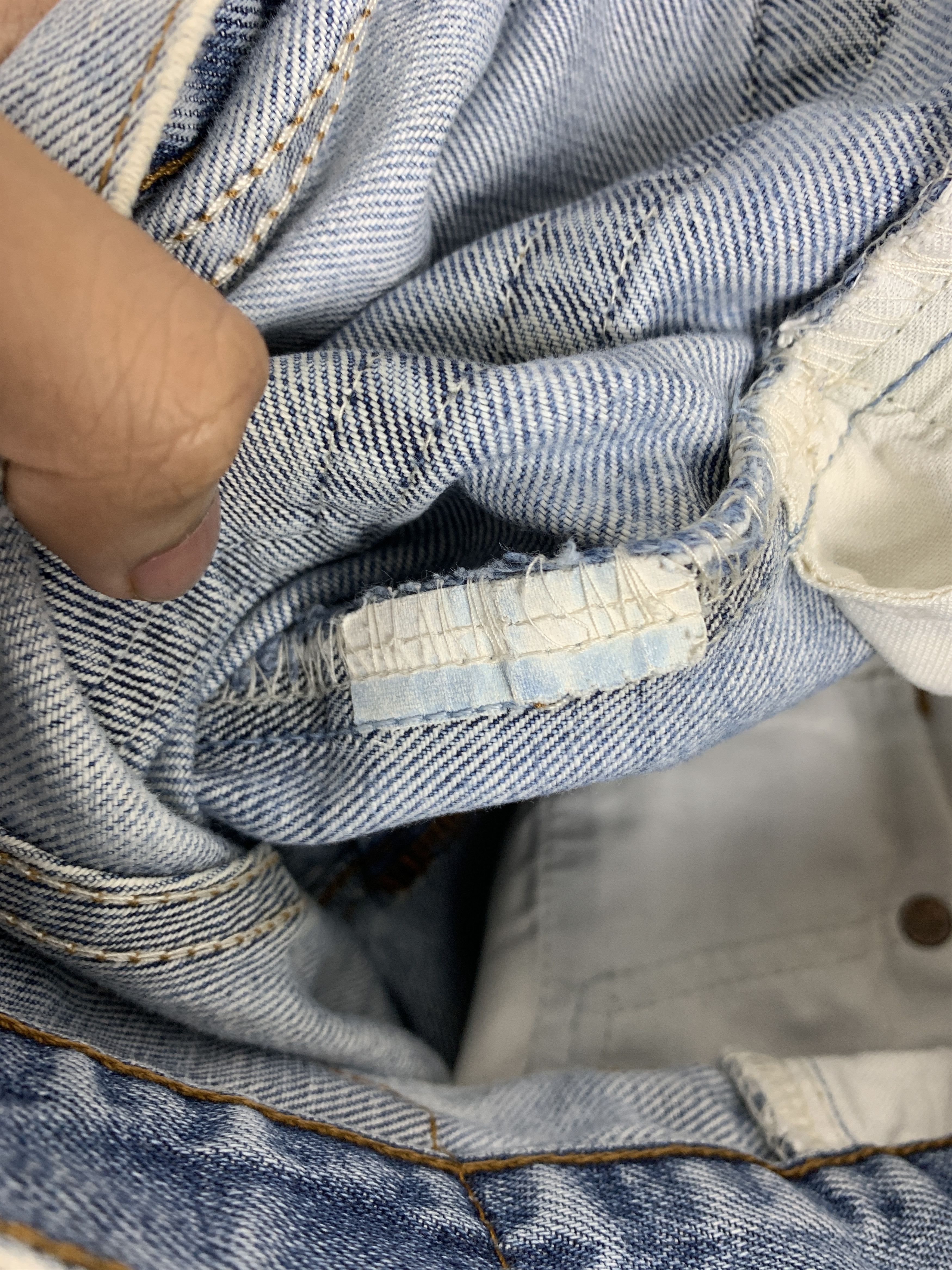 Levi's Vintage LEVI'S 517 Distressed Flared Bootcut Jeans P0143 Size US 26 / EU 42 - 11 Thumbnail