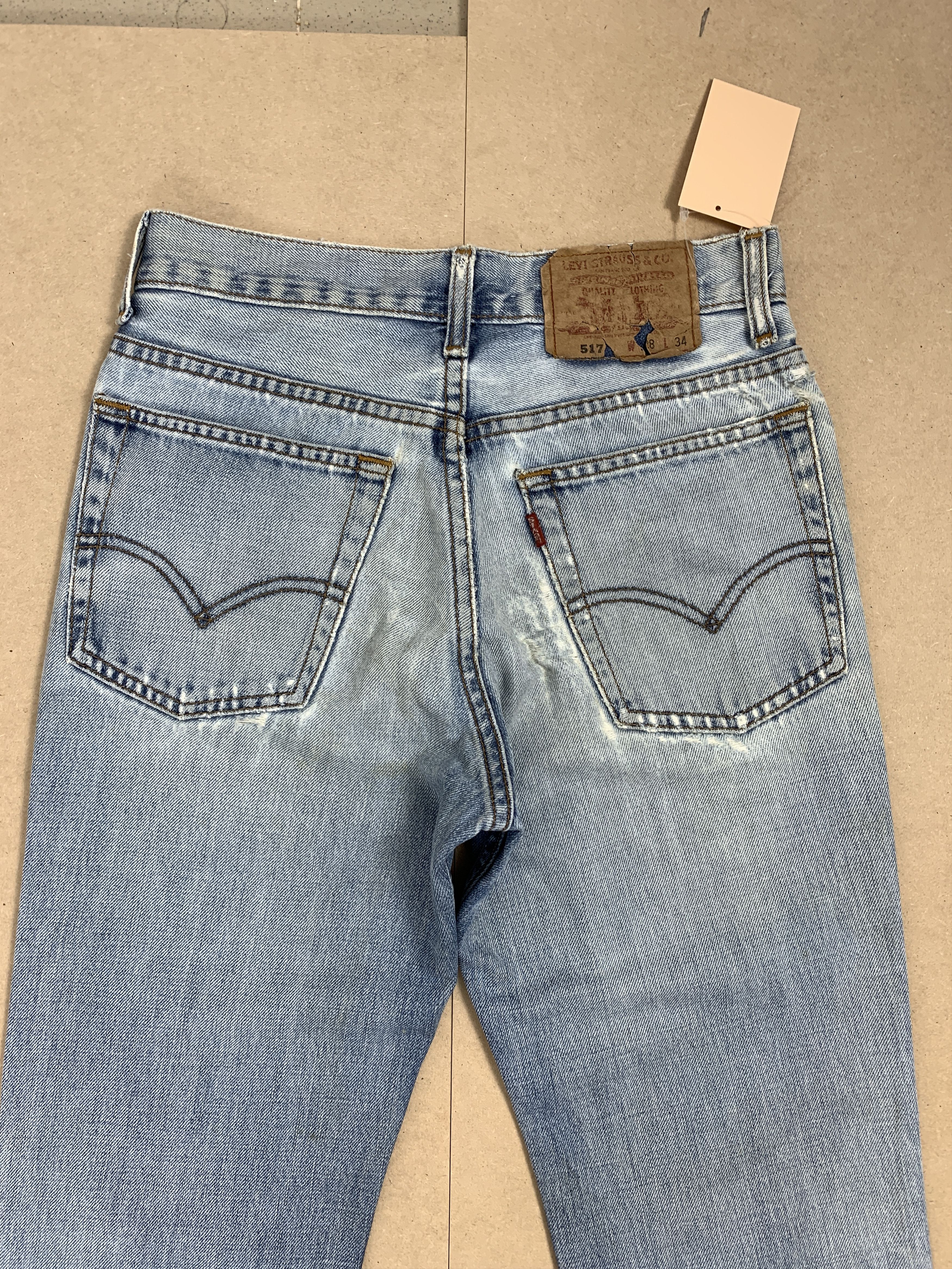 Levi's Vintage LEVI'S 517 Distressed Flared Bootcut Jeans P0143 Size US 26 / EU 42 - 7 Thumbnail