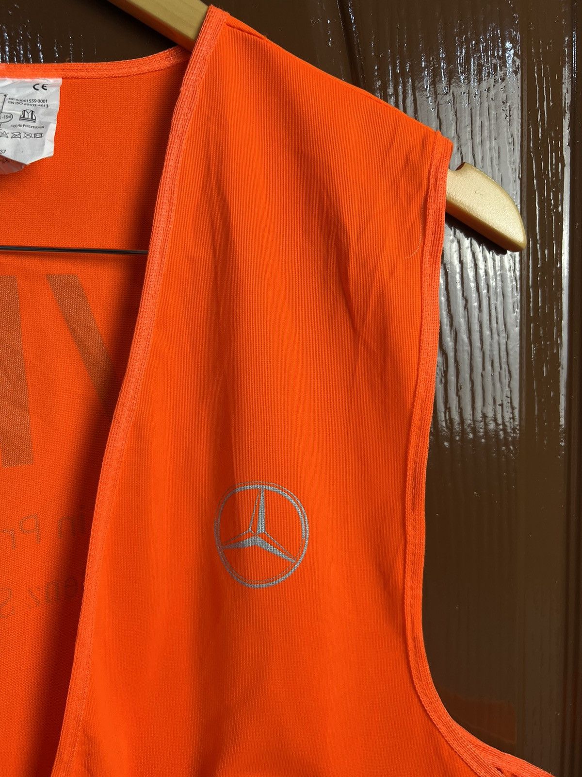 Mercedes-Benz 🔥Mercedes Benz VIP Safety Vest Size US M / EU 48-50 / 2 - 6 Thumbnail