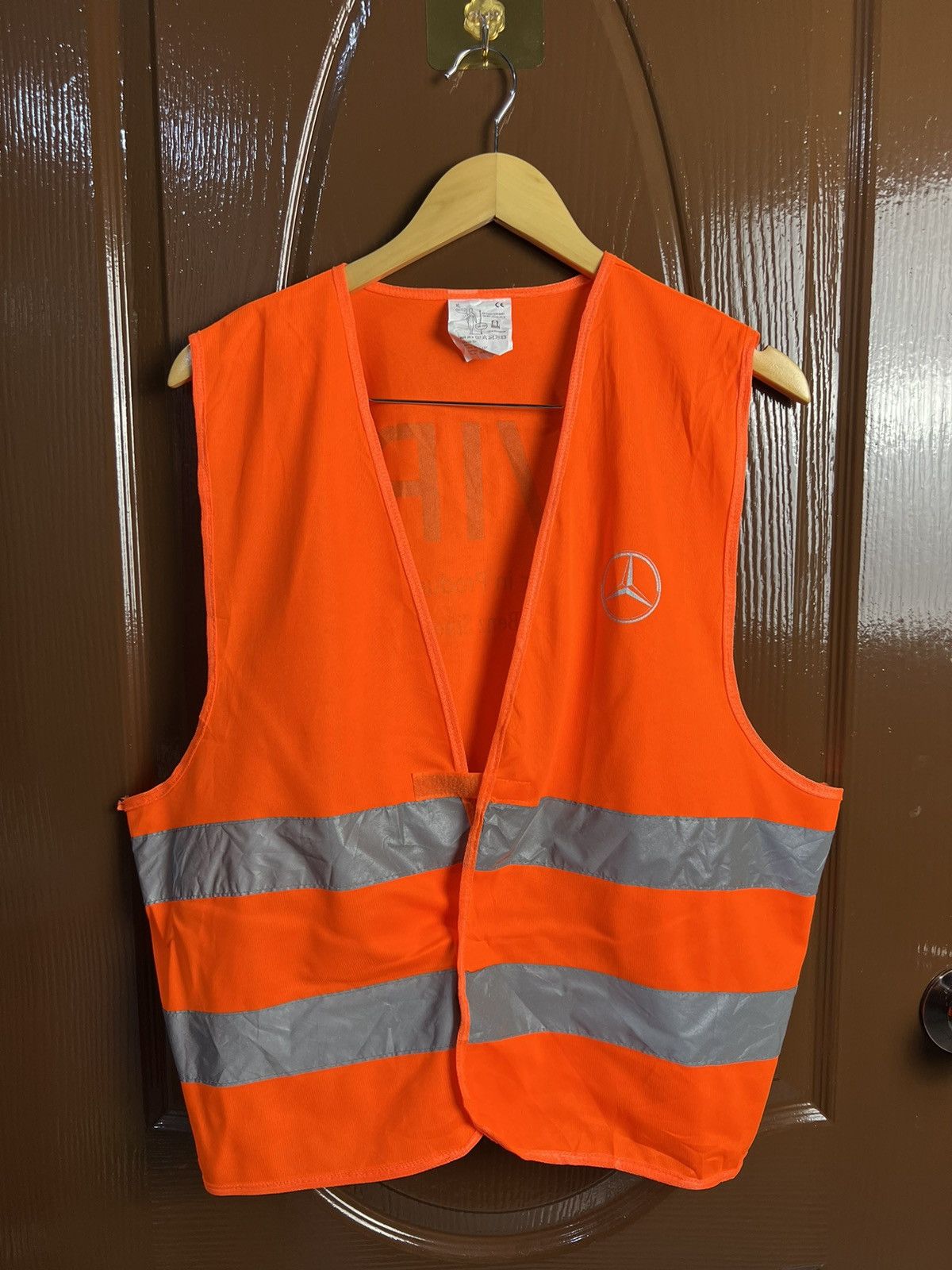 Mercedes-Benz 🔥Mercedes Benz VIP Safety Vest Size US M / EU 48-50 / 2 - 3 Thumbnail