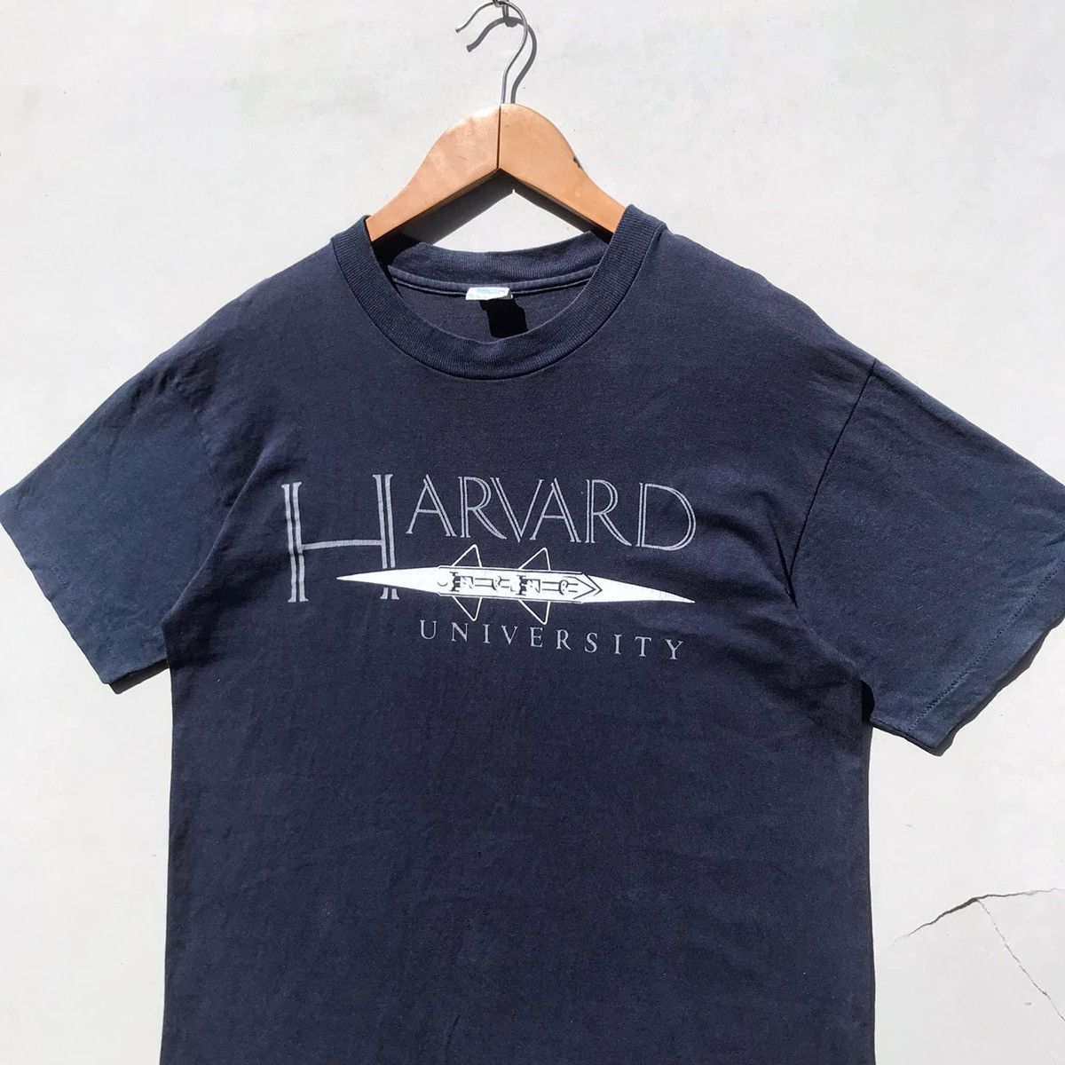 Vintage RARE🔥 Harvard University Size US M / EU 48-50 / 2 - 3 Thumbnail