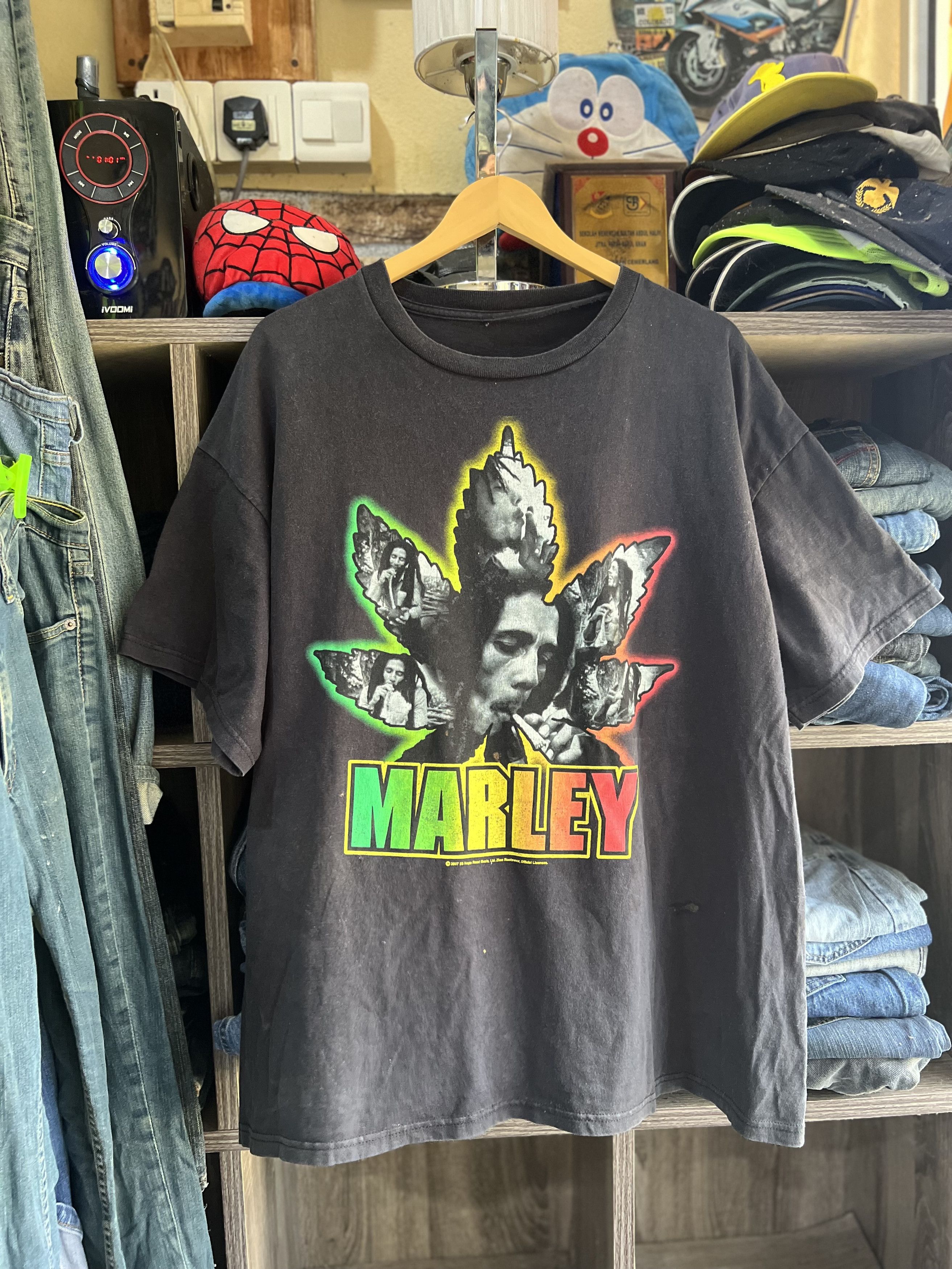 Bob Marley 🔥Vintage 2007 Bob Marley Marijuana Tees Size US XL / EU 56 / 4 - 10 Thumbnail