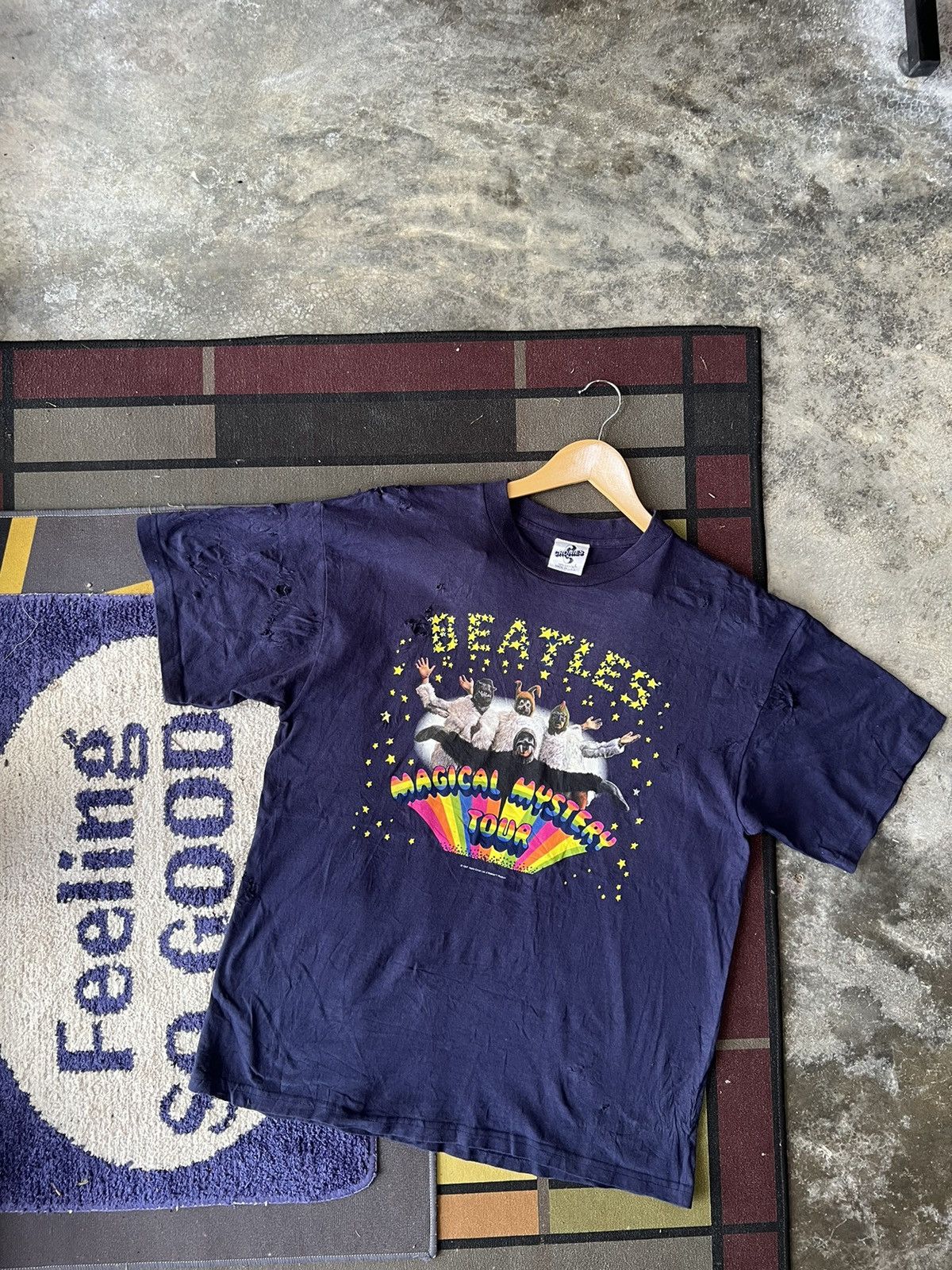 Band Tees 🔥Vintage Rare 97 Magical Mystery Tour The Beatles Size US M / EU 48-50 / 2 - 3 Thumbnail