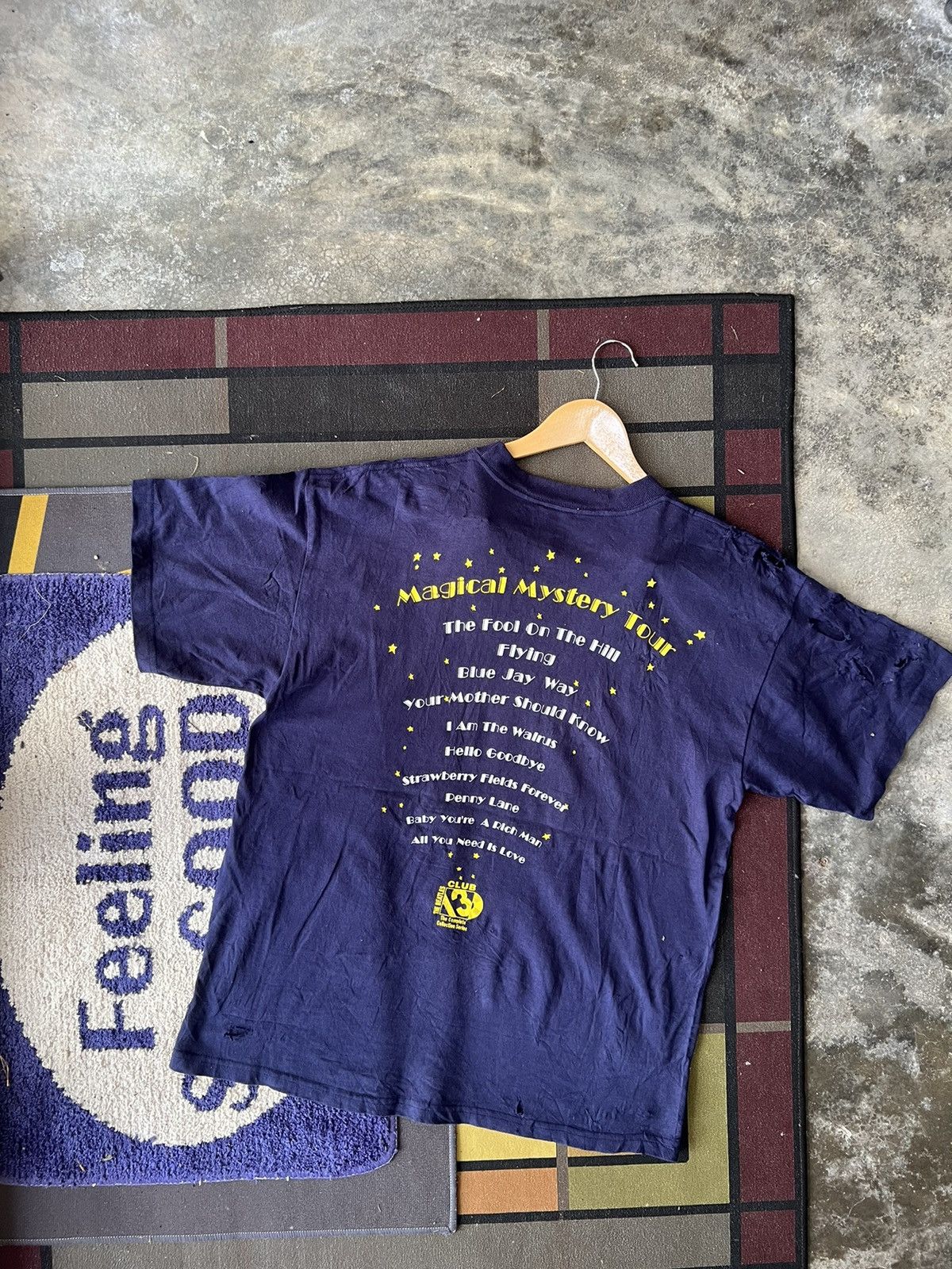 Band Tees 🔥Vintage Rare 97 Magical Mystery Tour The Beatles Size US M / EU 48-50 / 2 - 4 Thumbnail