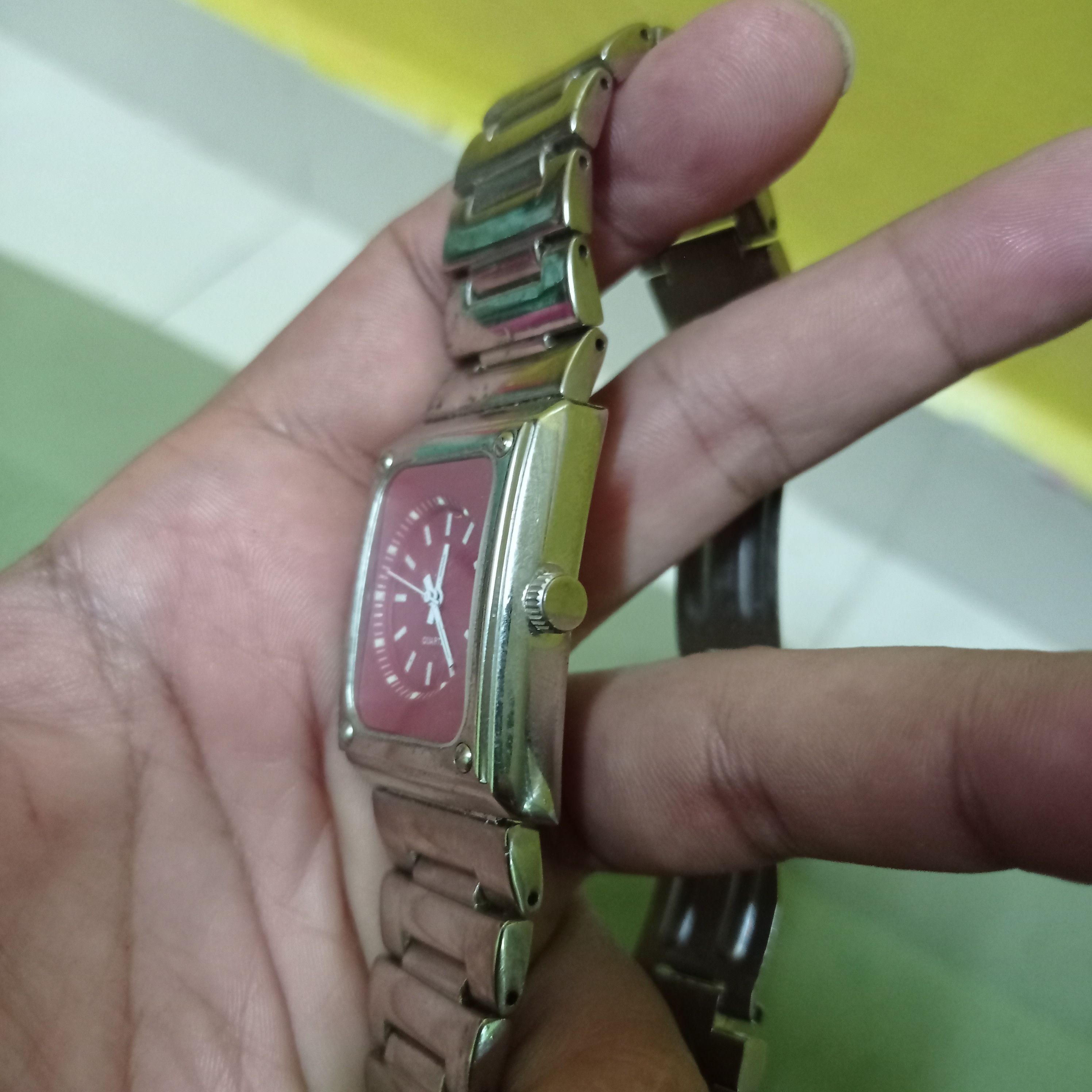 Japanese Brand × Vintage MONSTERS RED WATCH 💥 Vintage Japanese Watch (retro style) Size ONE SIZE - 6 Thumbnail